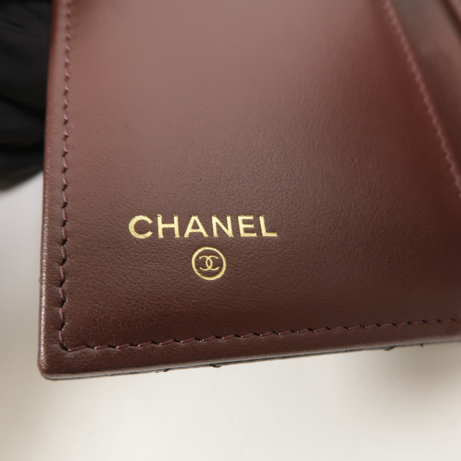 CHANEL 牛皮皮革Classic Medium Flap Wallet長錢包