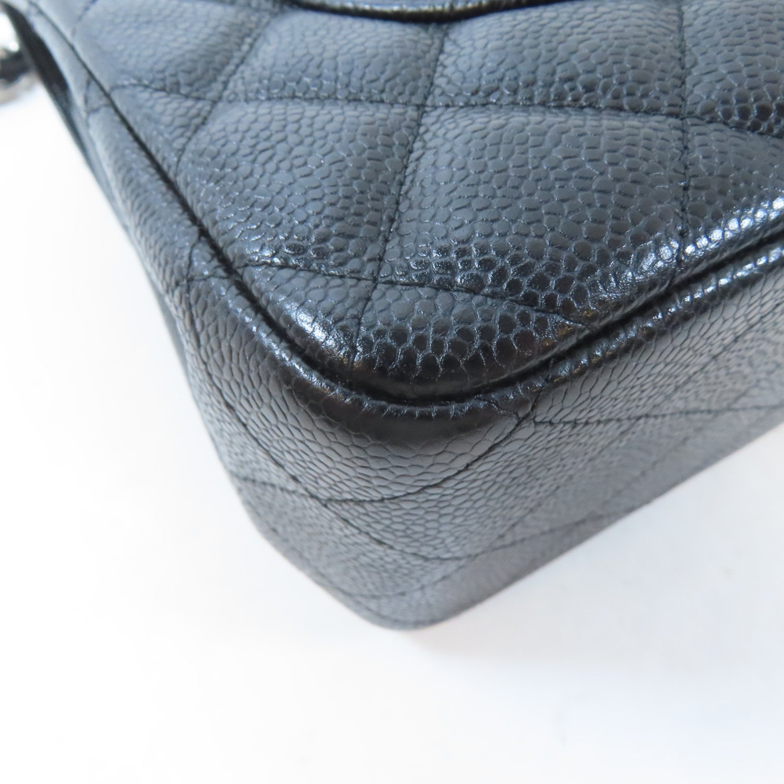 CHANEL 菱格牛皮皮革Jumbo Double Flap Classic Bag銀扣鏈帶肩背袋黑色