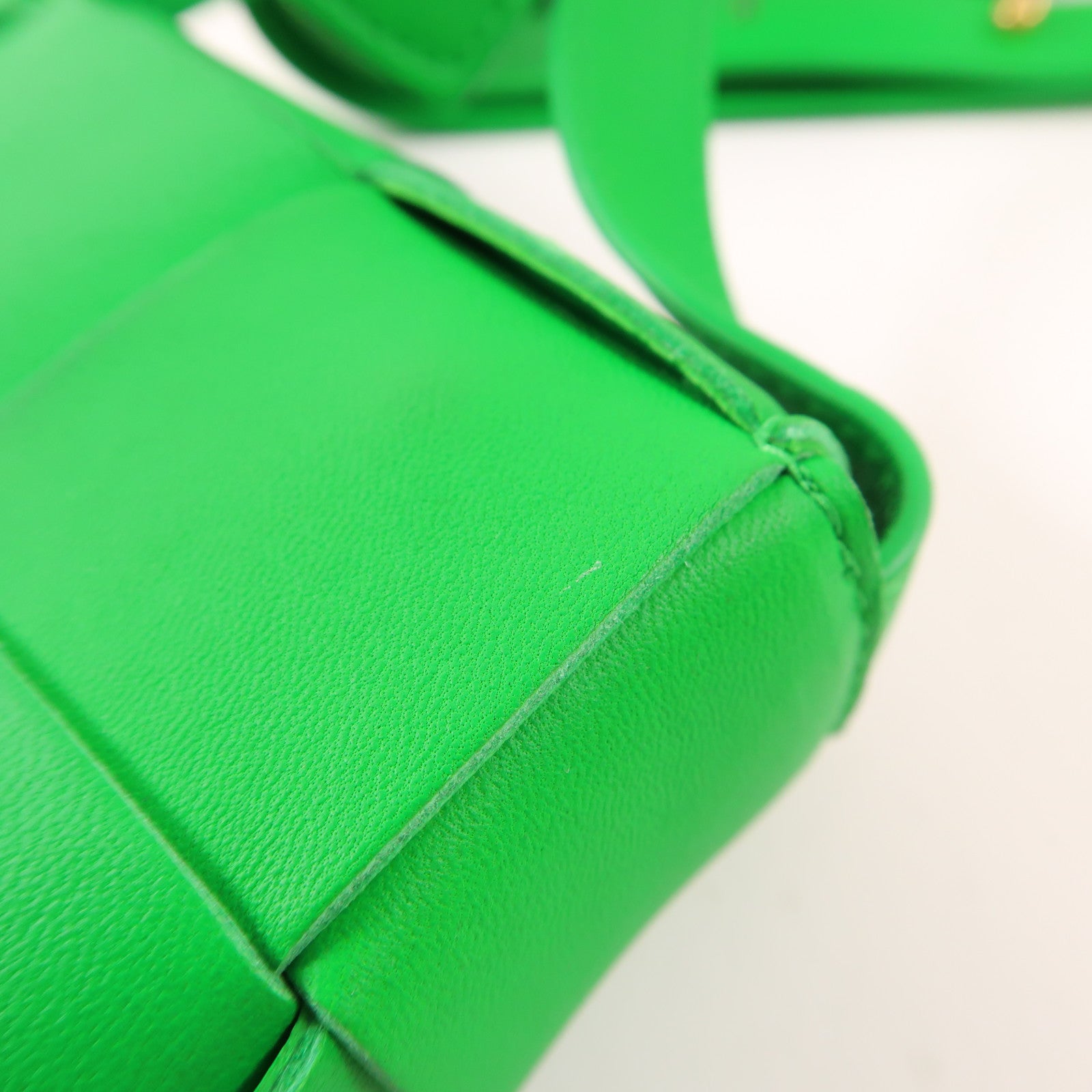 BOTTEGA VENETA BV GHW Mini Cassette Shoulder Bag Calfskin Leather Green