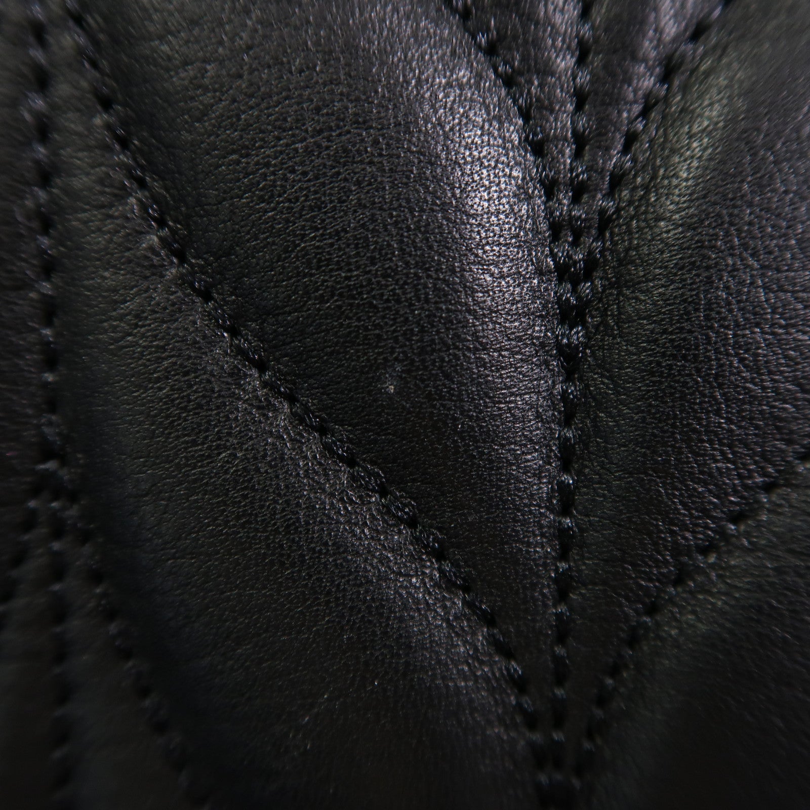 Kate Spade 牛皮皮革Briar Lane Quilted Mini Emelyn金扣鏈帶肩背袋黑色