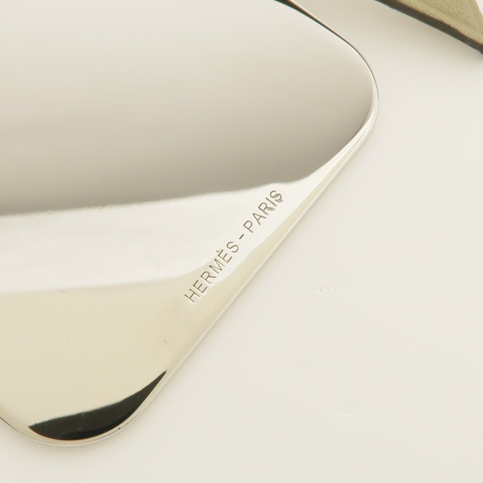 HERMES Swift皮革Clochette Narcisse掛飾