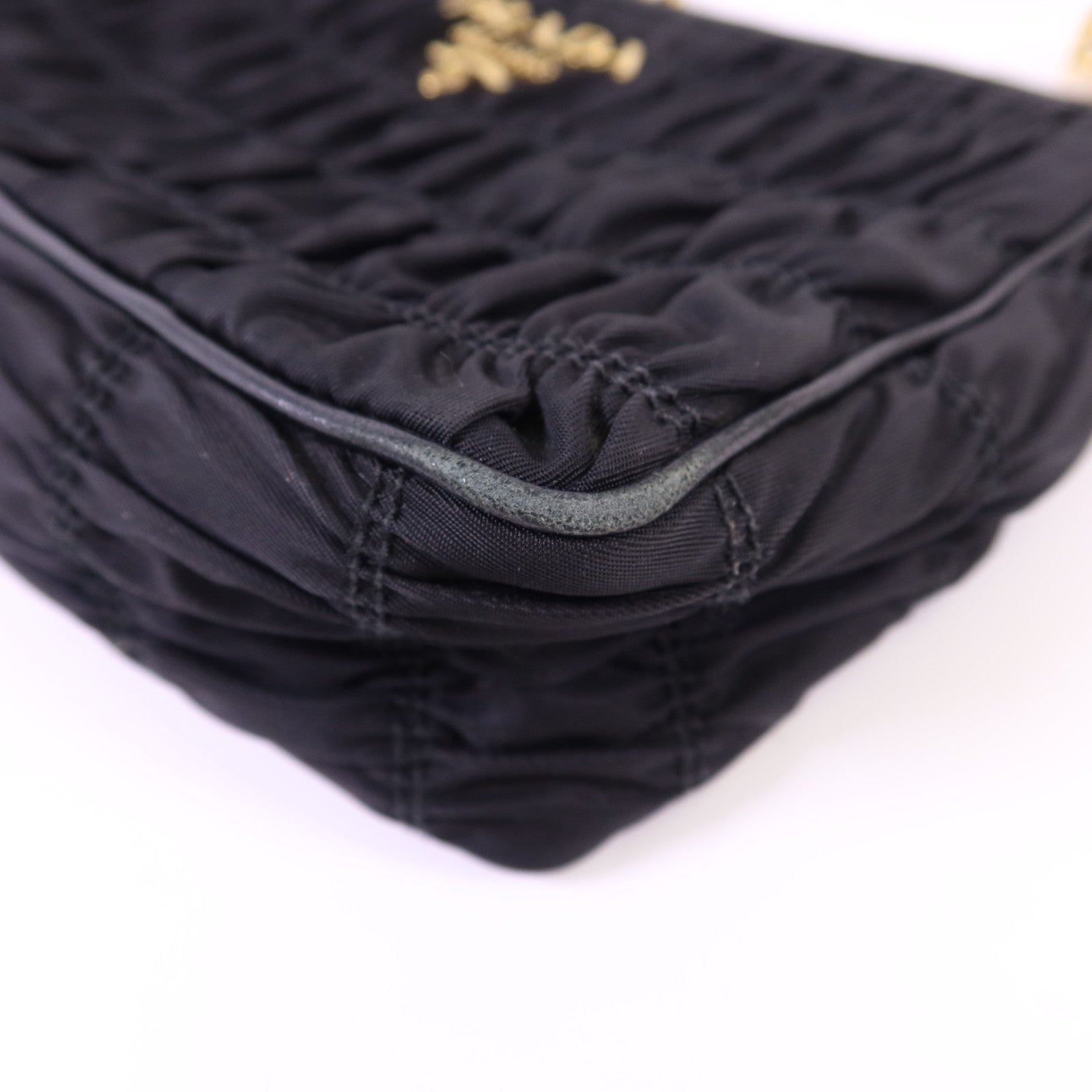 PRADA 尼龍Chain Shoulder Bag金扣鏈帶肩背袋