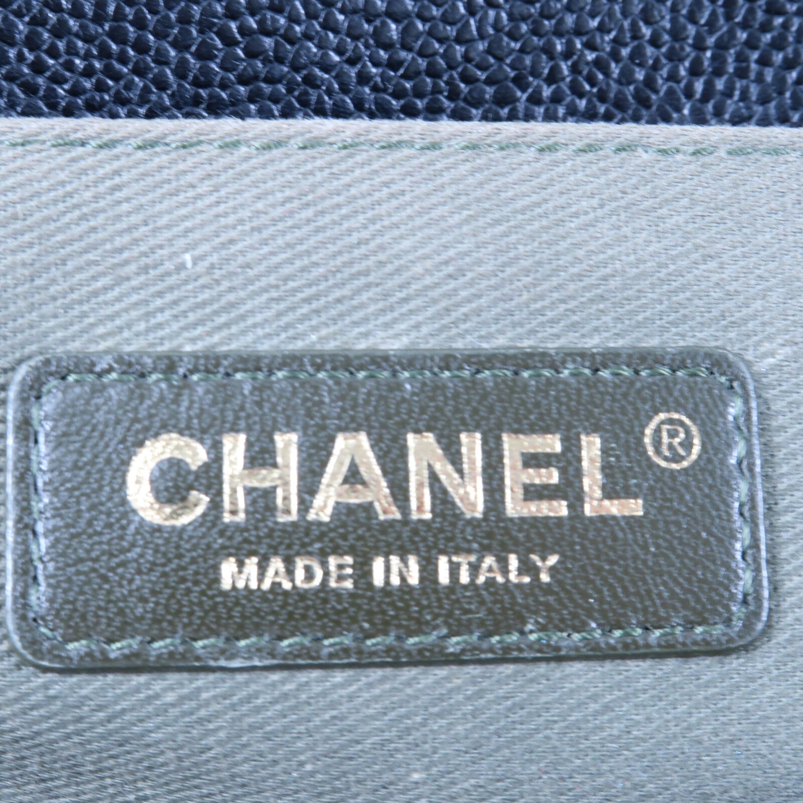CHANEL 牛皮皮革Boy 25金扣鏈帶肩背袋