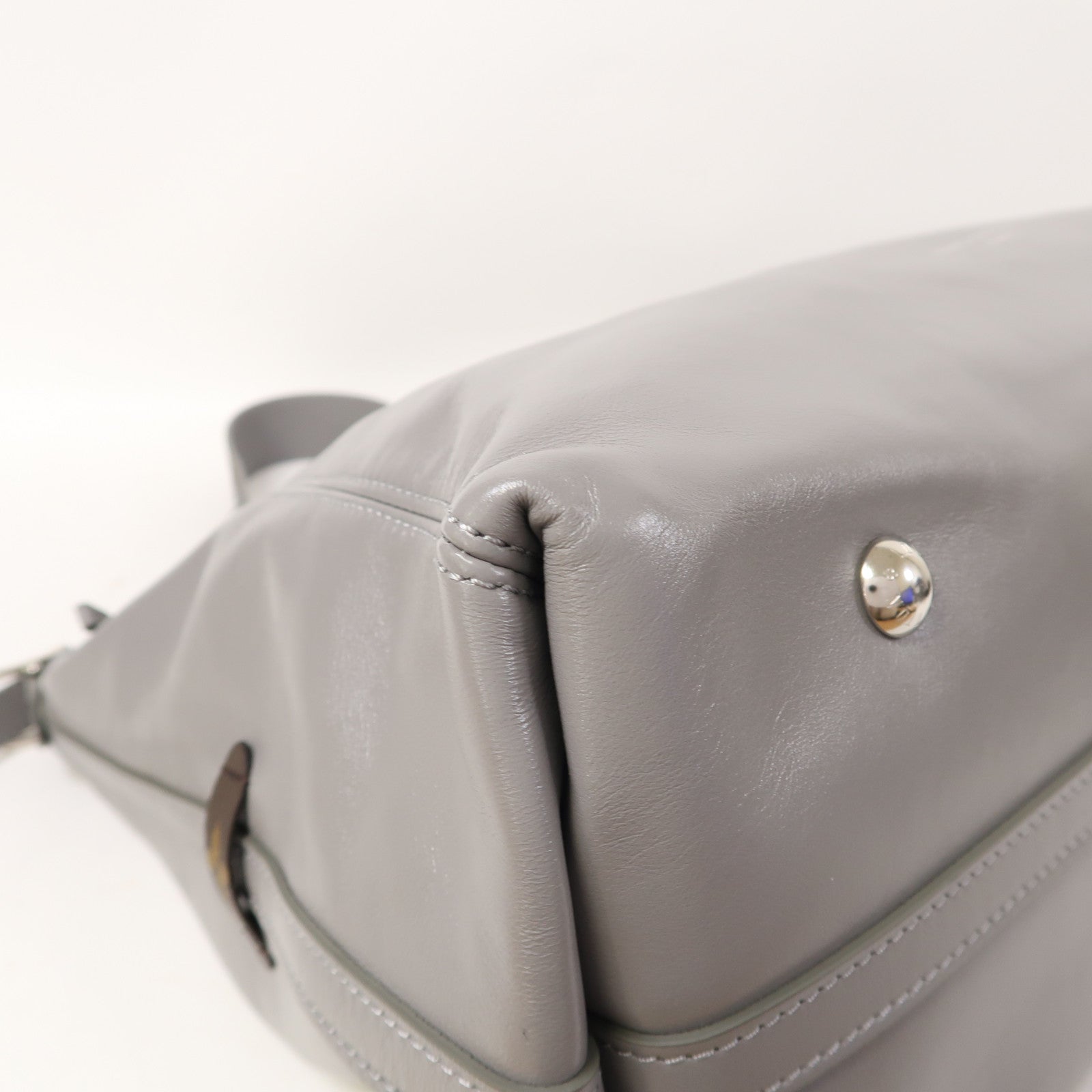 LOUIS VUITTON 牛皮皮革/Monogram CarryAll Vibe MM銀扣肩背袋灰色