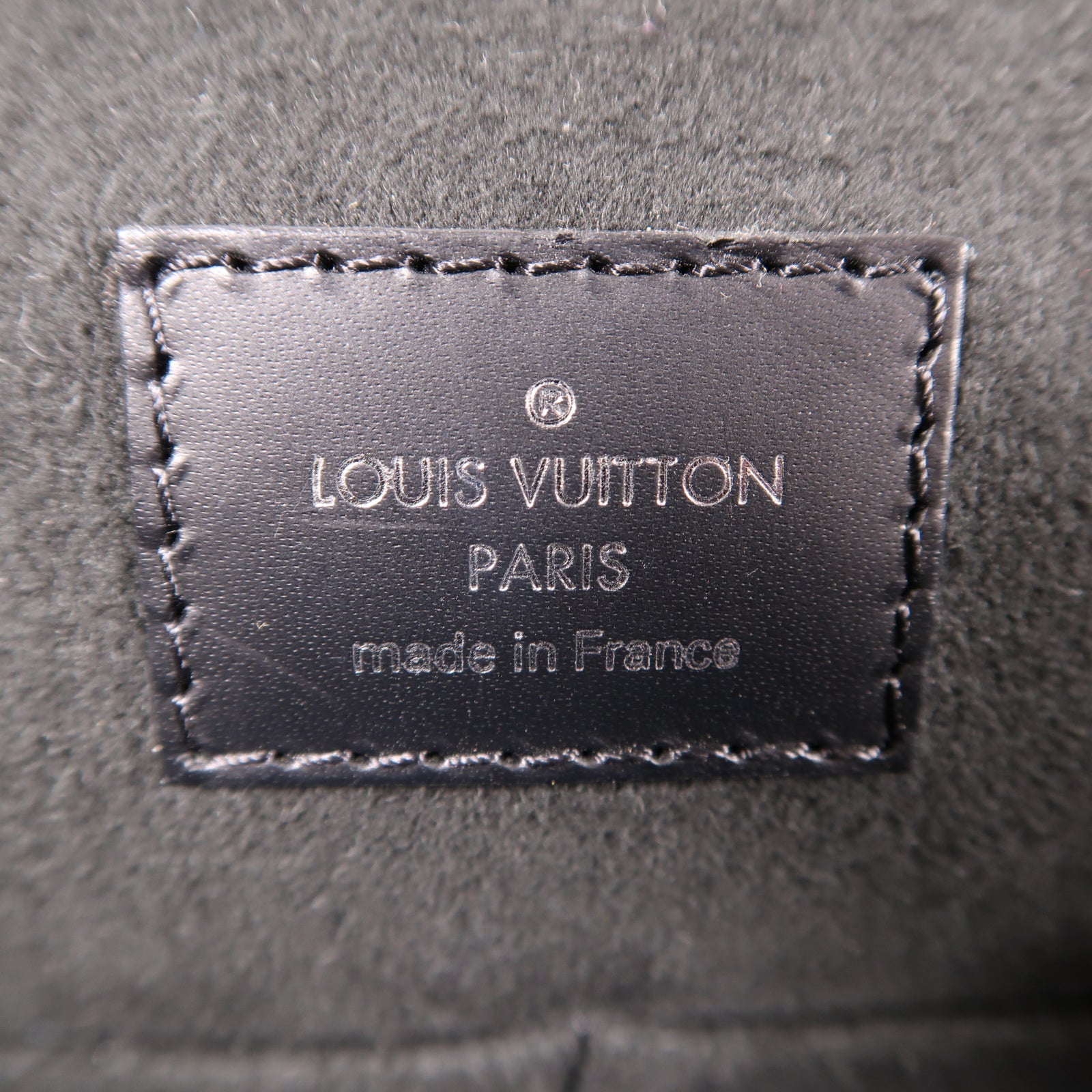 LOUIS VUITTON 【激減優惠】Epi Cluny BB銀扣手挽肩背兩用袋黑色
