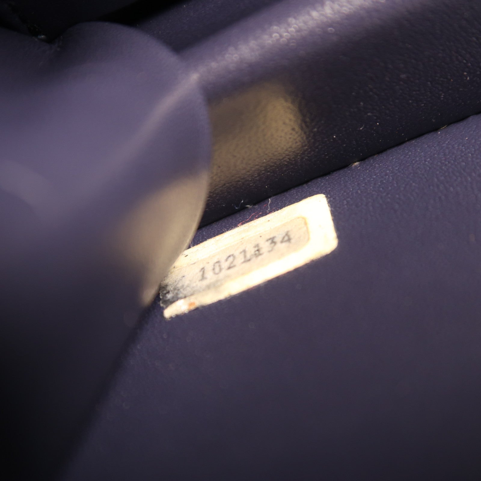 CHANEL 羊皮皮革Chain Shoulder金扣鏈帶肩背袋