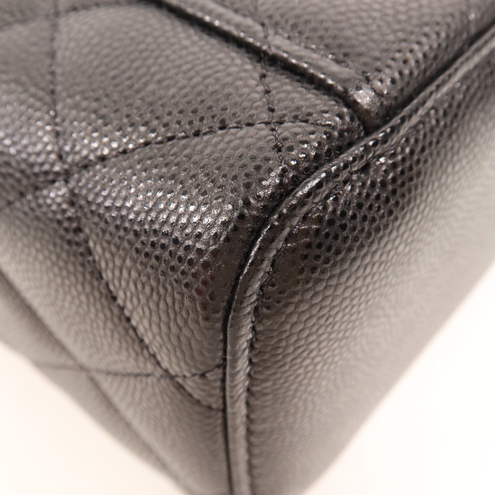 CHANEL 牛皮皮革Vanity Case金扣鏈帶肩背袋