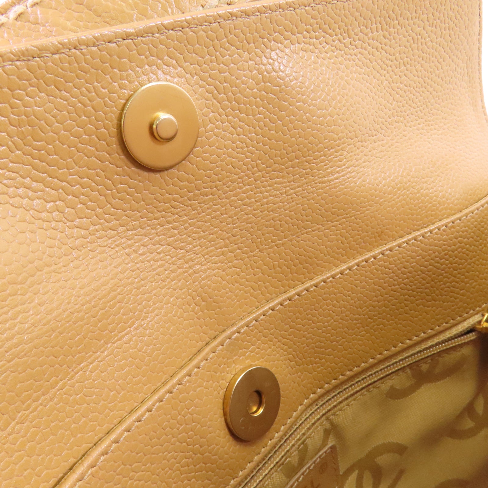 CHANEL 牛皮皮革Vintage Shoulder Bag金扣肩背袋