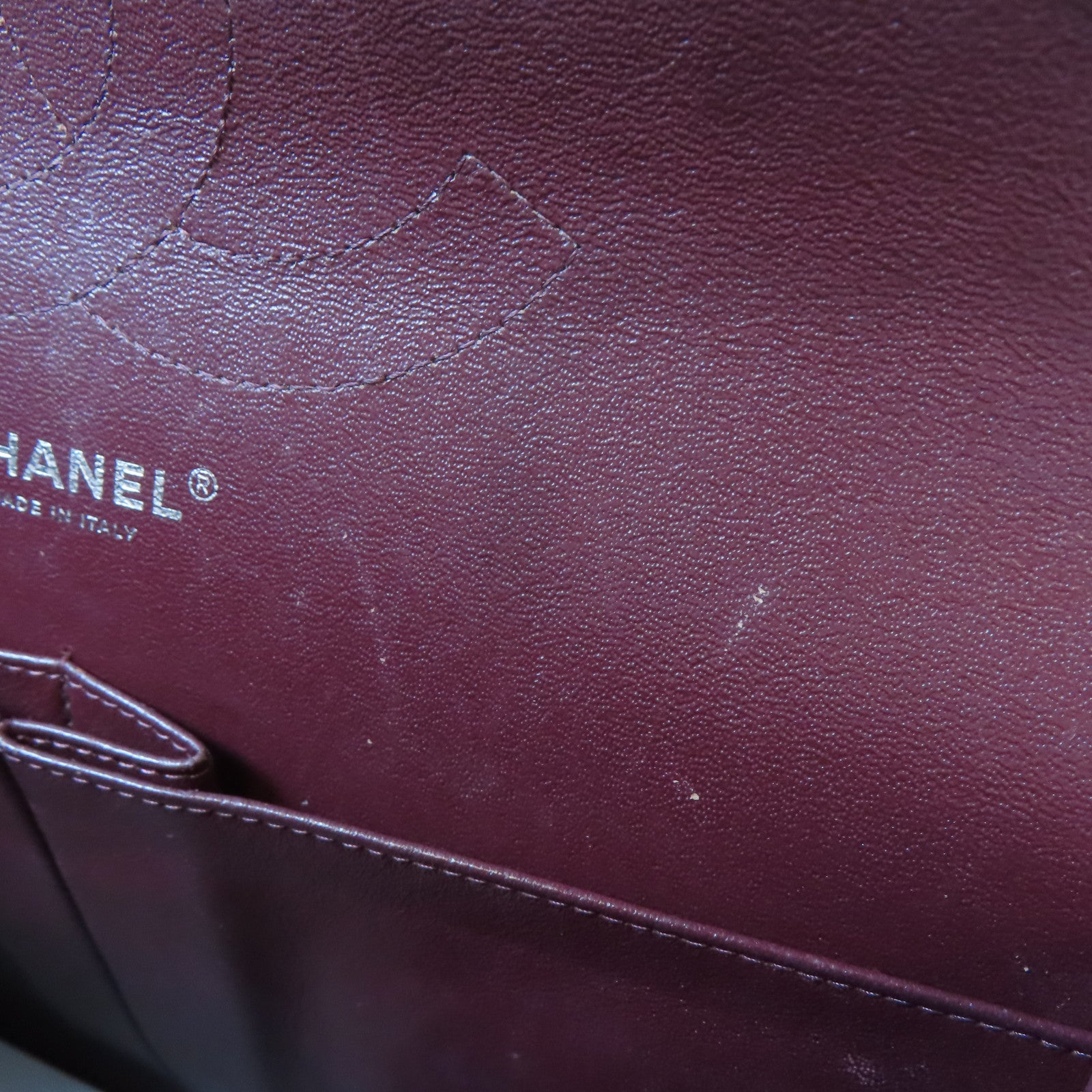 CHANEL 菱格牛皮皮革Jumbo Double Flap Classic Bag銀扣鏈帶肩背袋黑色