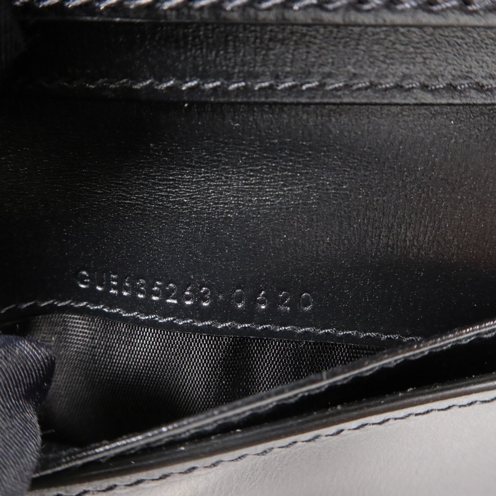 SAINT LAURENT 牛皮皮革Tiny Cassandre Zip Wallet錢包