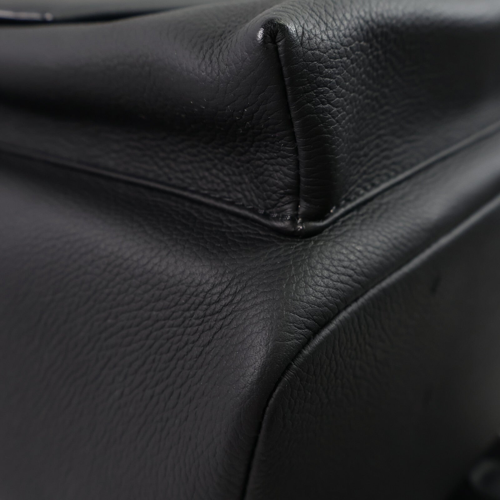 LOUIS VUITTON Aerogram Takeoff Backpack肩背袋