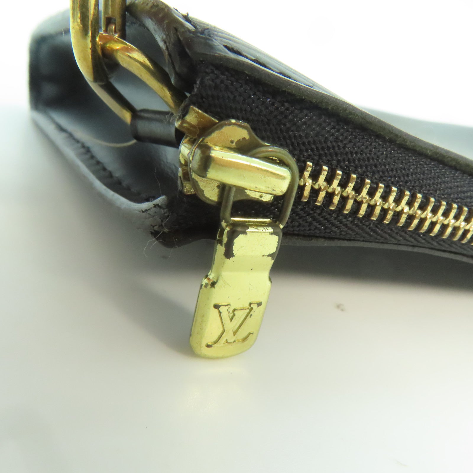 LOUIS VUITTON Epi Pochette Accessories Pouch金扣手挽袋