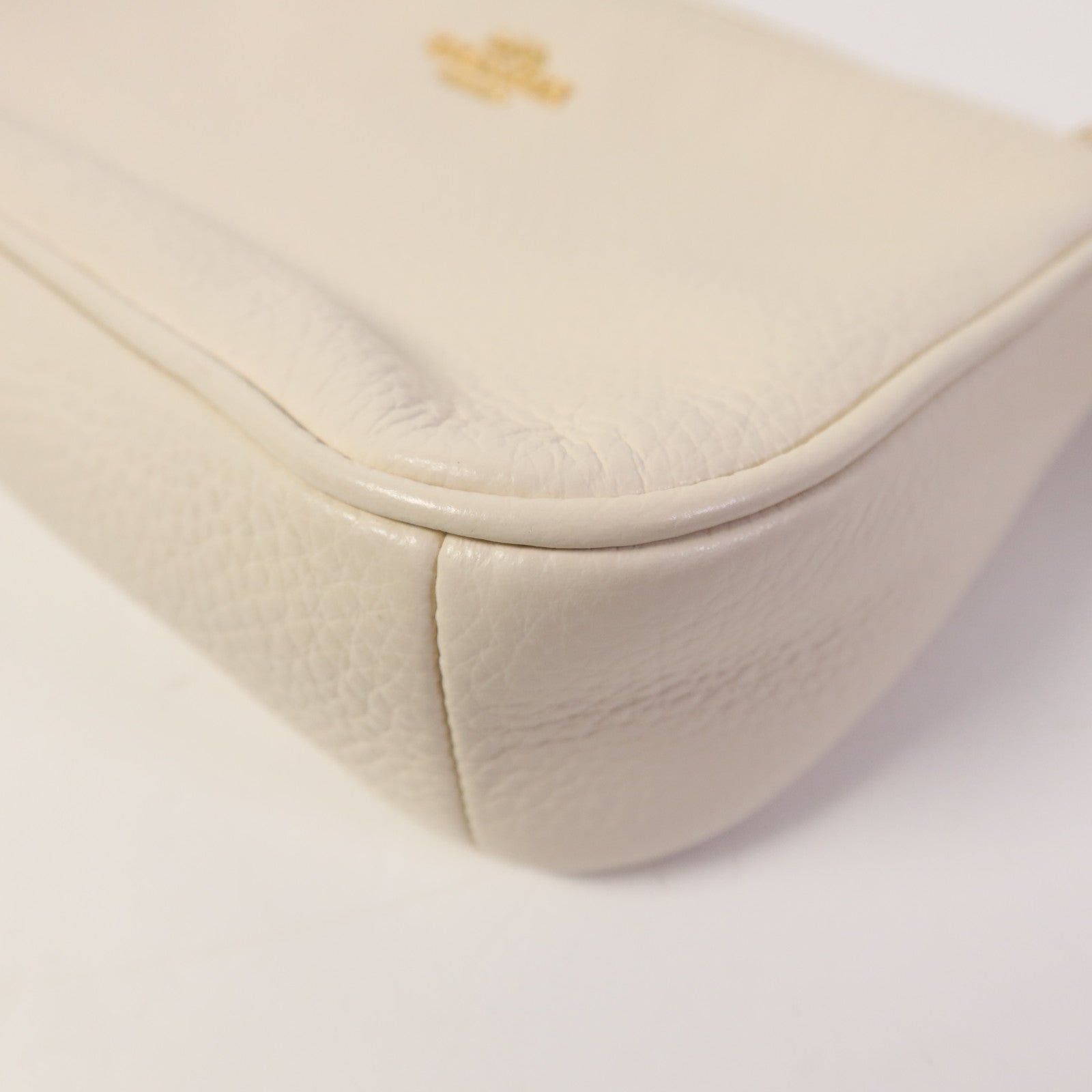 COACH 牛皮皮革Handbag金扣手挽袋