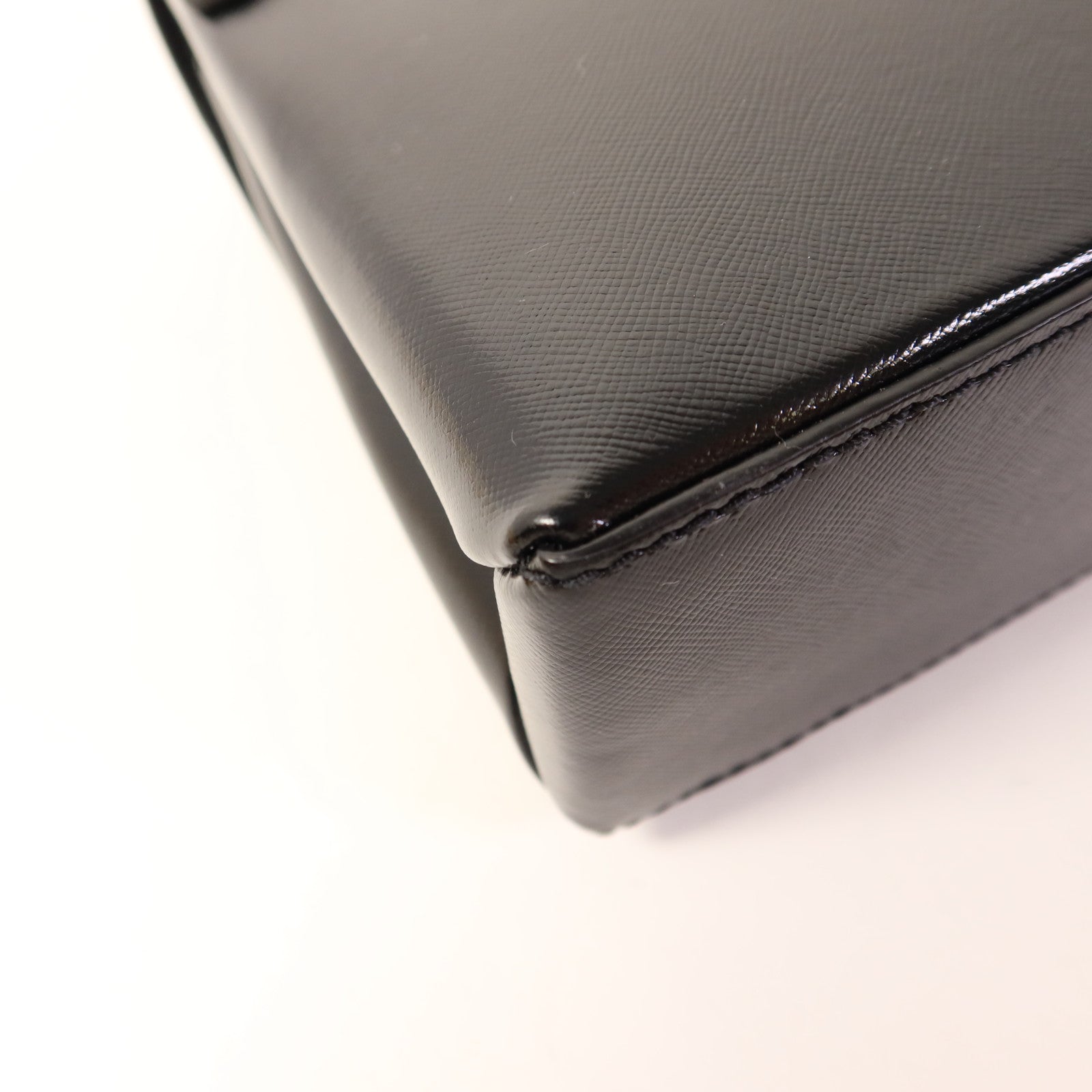 LOUIS VUITTON 【激減優惠】牛皮皮革Pochette Thelma金扣肩背袋