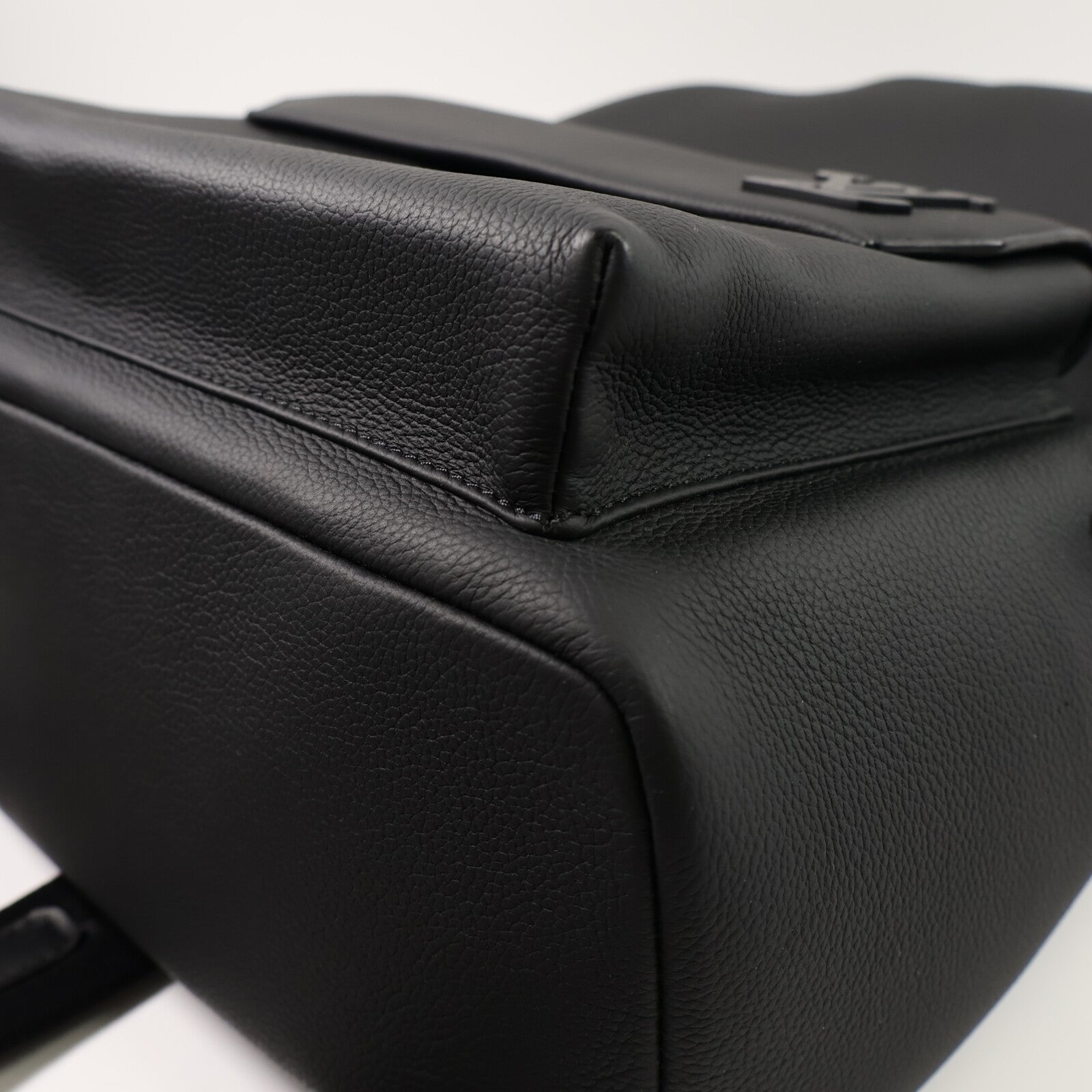 LOUIS VUITTON Aerogram Takeoff Backpack肩背袋