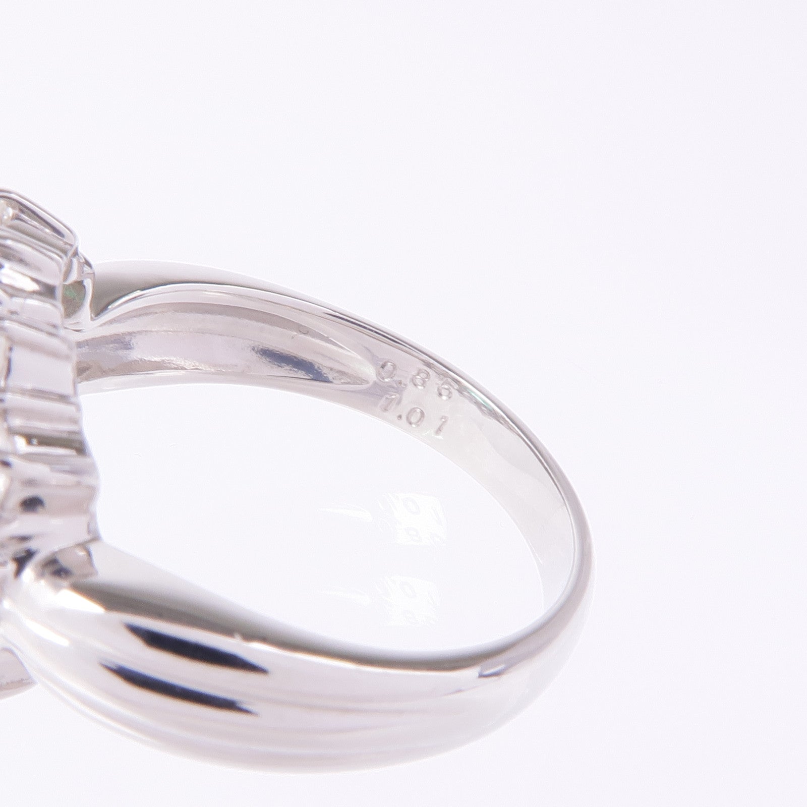 JEWELRY 【激減優惠】PT900鉑金Emerald Diamond Ring綠寶石/鑽石戒指US#5.75