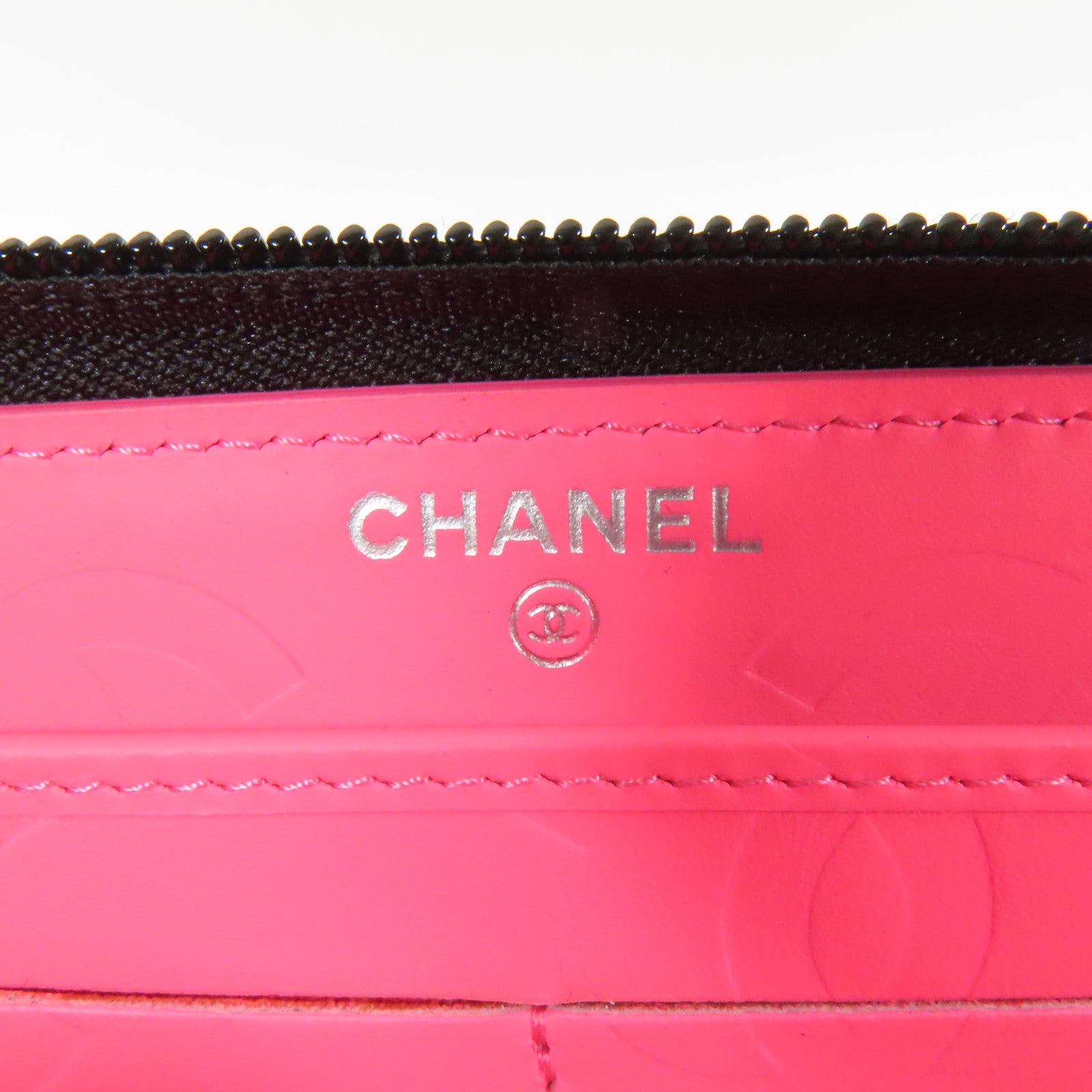 CHANEL 牛皮皮革Cambon銀扣長錢包