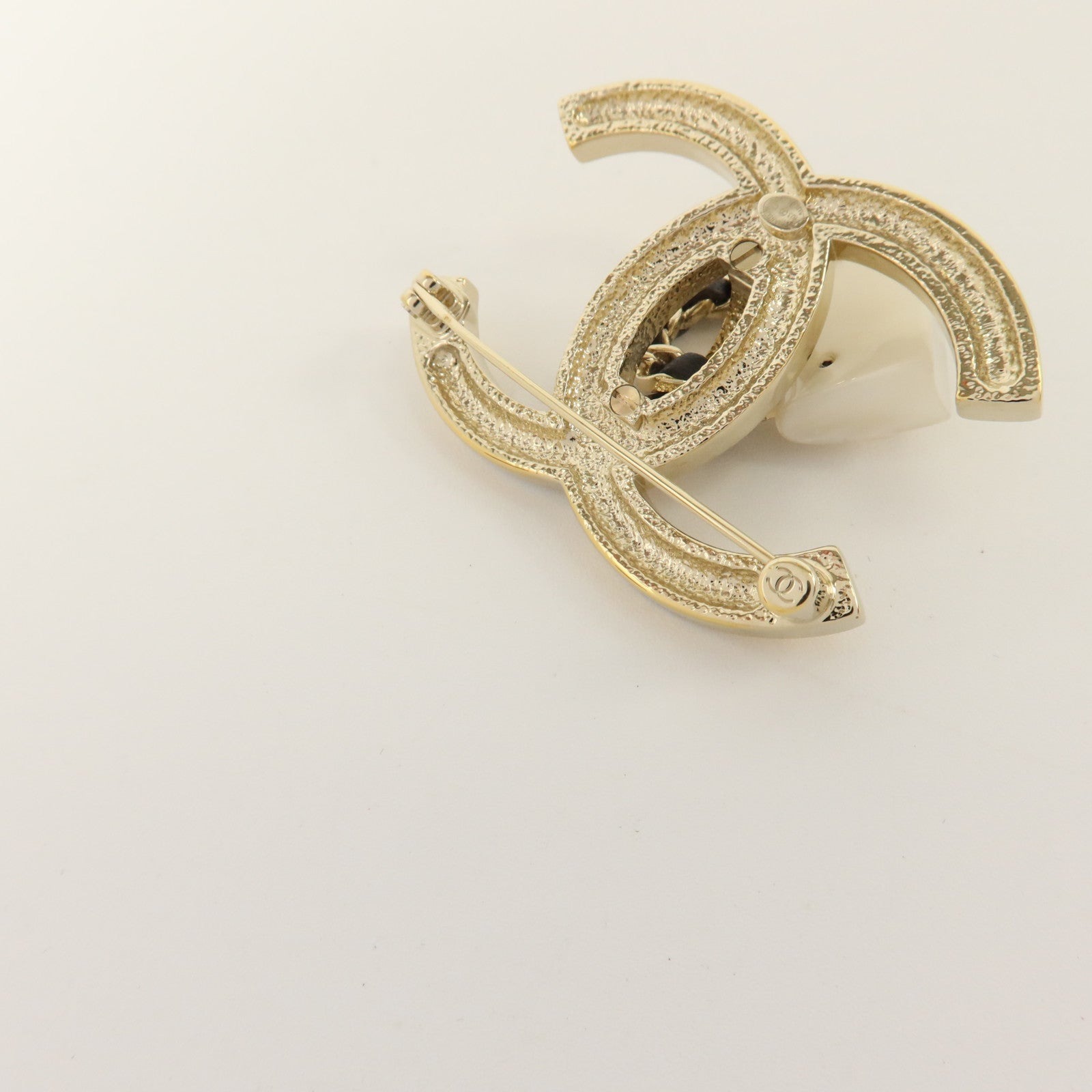 CHANEL 金屬/PVC Brooch胸針
