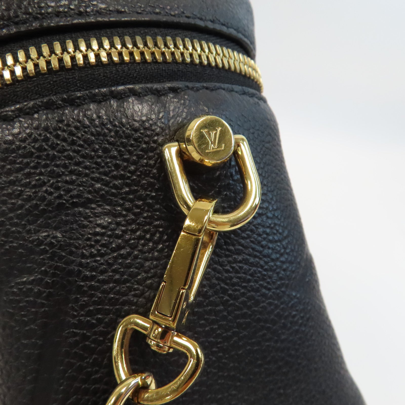 LOUIS VUITTON Monogram Empreinte Vanity PM金扣鏈帶手挽肩背兩用袋黑色