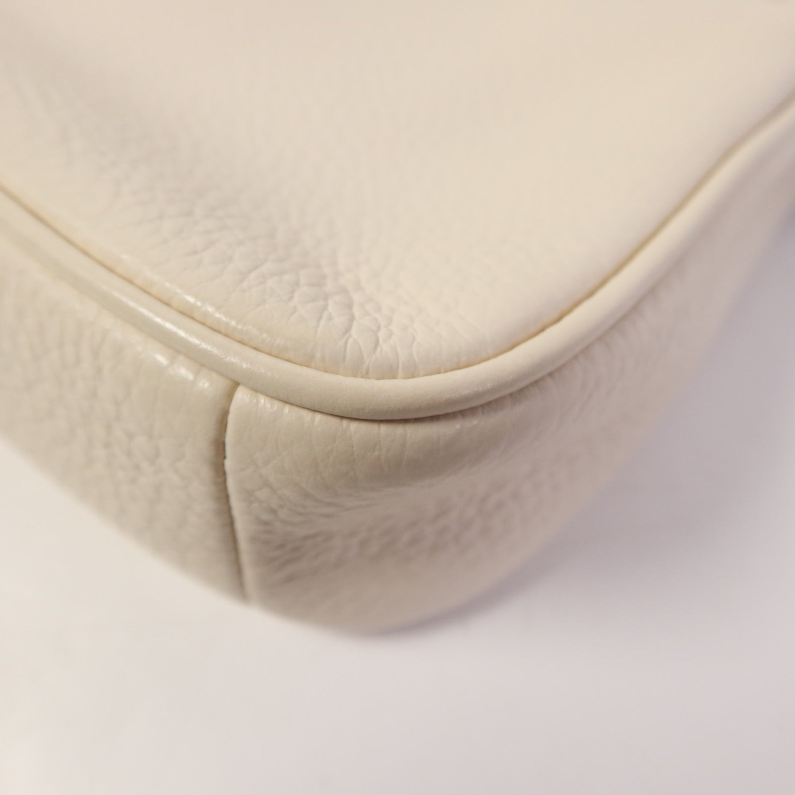 COACH 牛皮皮革Handbag金扣手挽袋