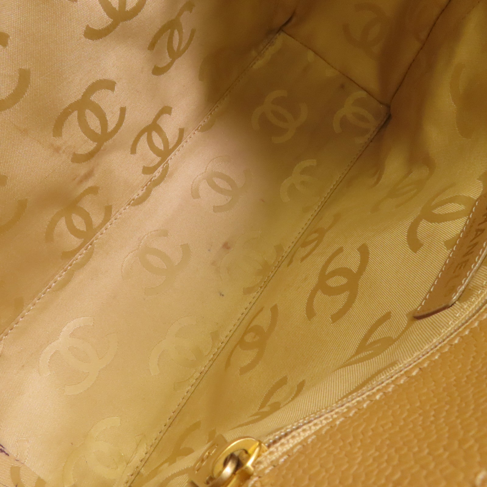 CHANEL 牛皮皮革Vintage Shoulder Bag金扣肩背袋