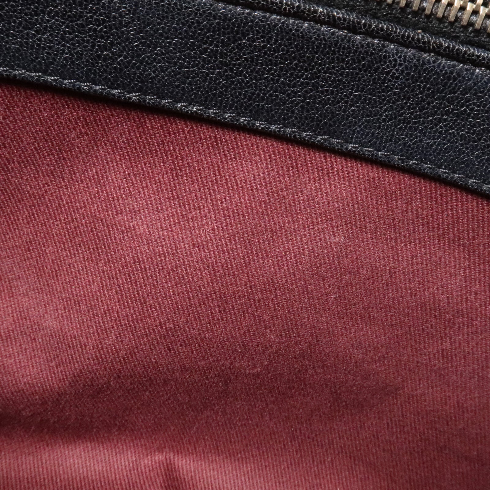 CHANEL 漆皮皮革/牛皮皮革CC Eyelet Tote鏈帶肩背袋