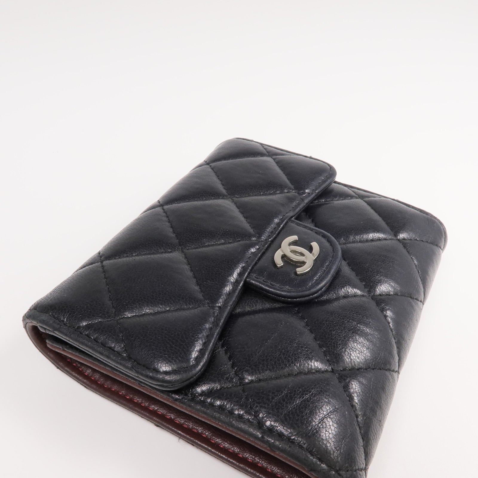 CHANEL 羊皮皮革Fold Wallet銀扣錢包