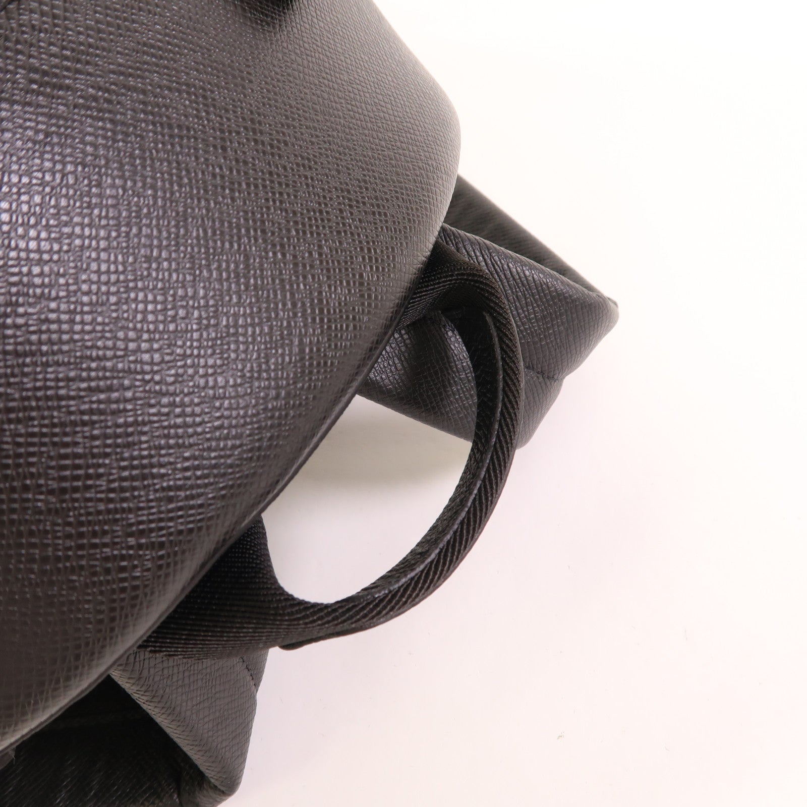 LOUIS VUITTON Taiga Alex Backpack銀扣背包