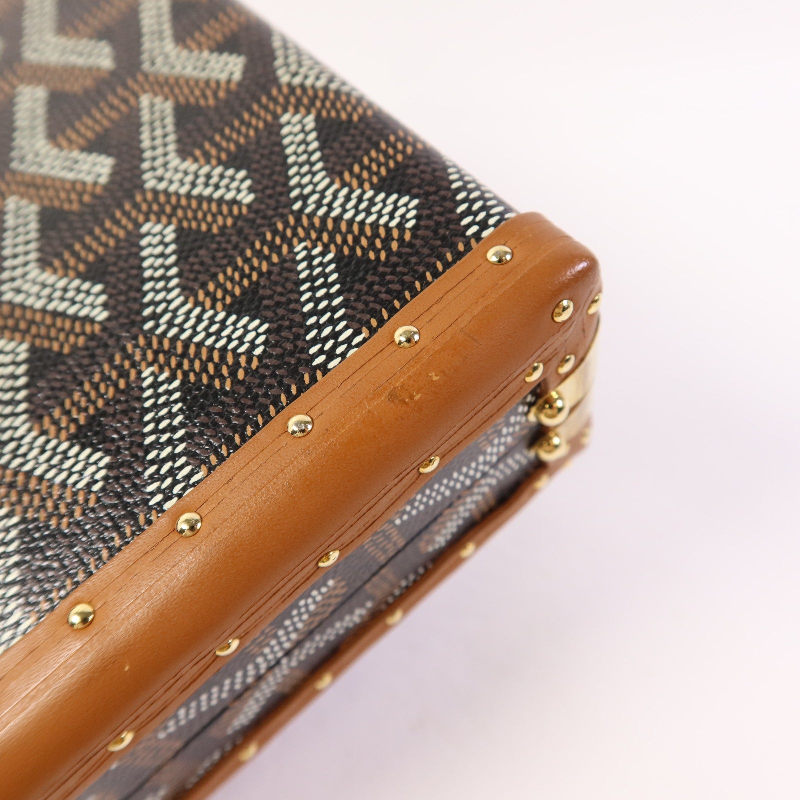 GOYARD 塗層帆布Minaudiere Trunk金扣肩背袋