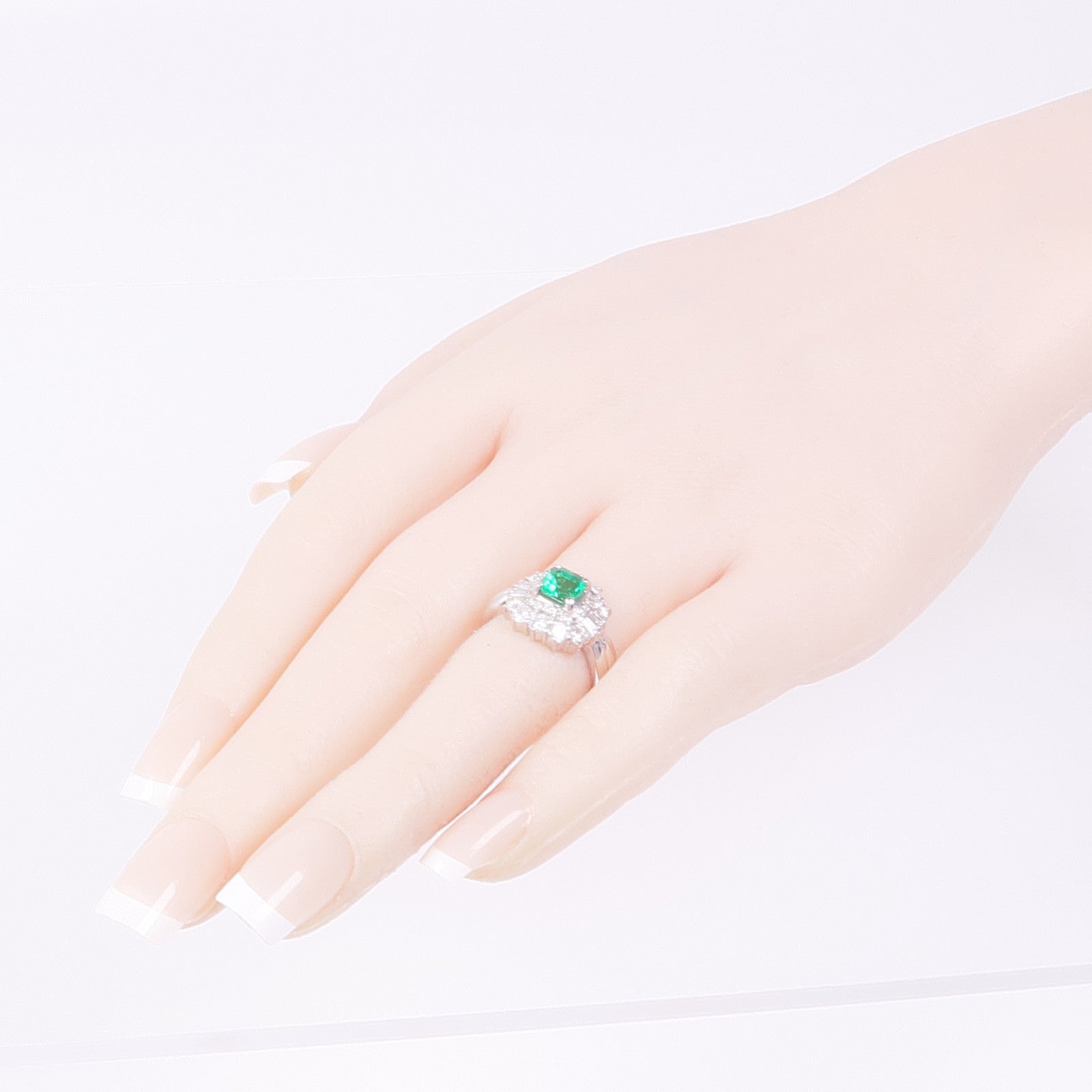 JEWELRY 【激減優惠】PT900鉑金Emerald Diamond Ring綠寶石/鑽石戒指US#5.75