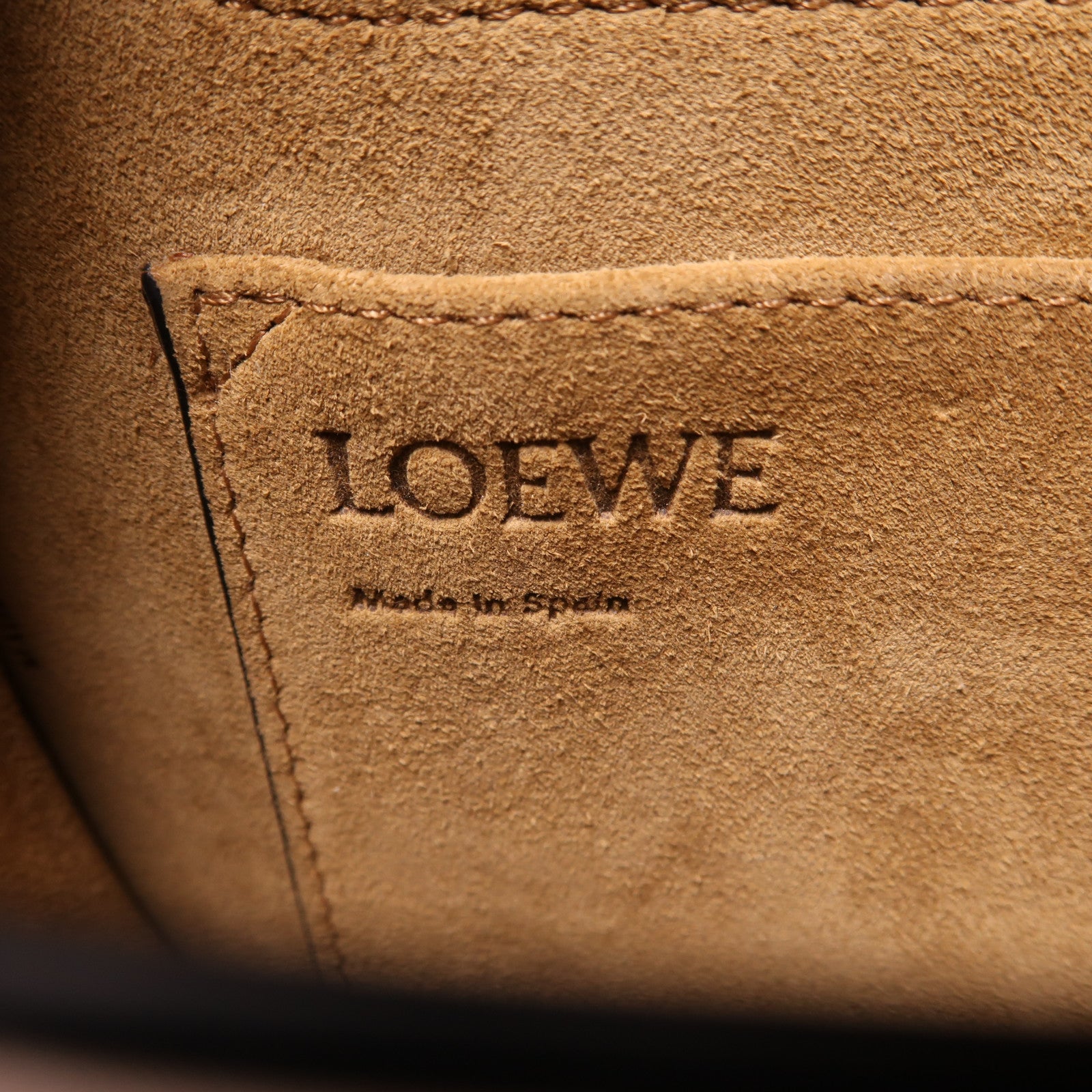 LOEWE 牛皮皮革Gate Shoulder Bag金扣肩背袋棕色
