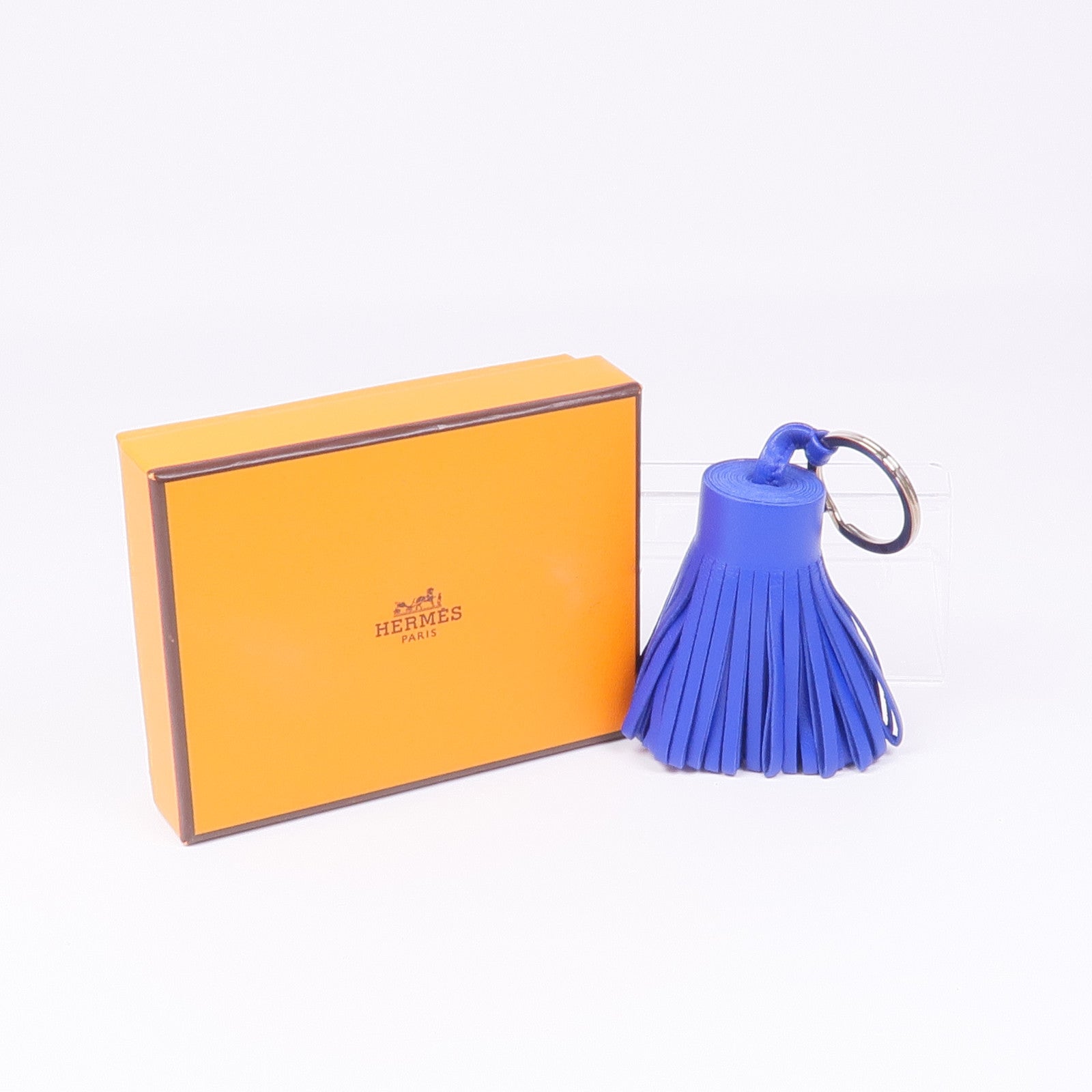 HERMES Swift皮革Carmen銀扣掛飾Bleu Encre