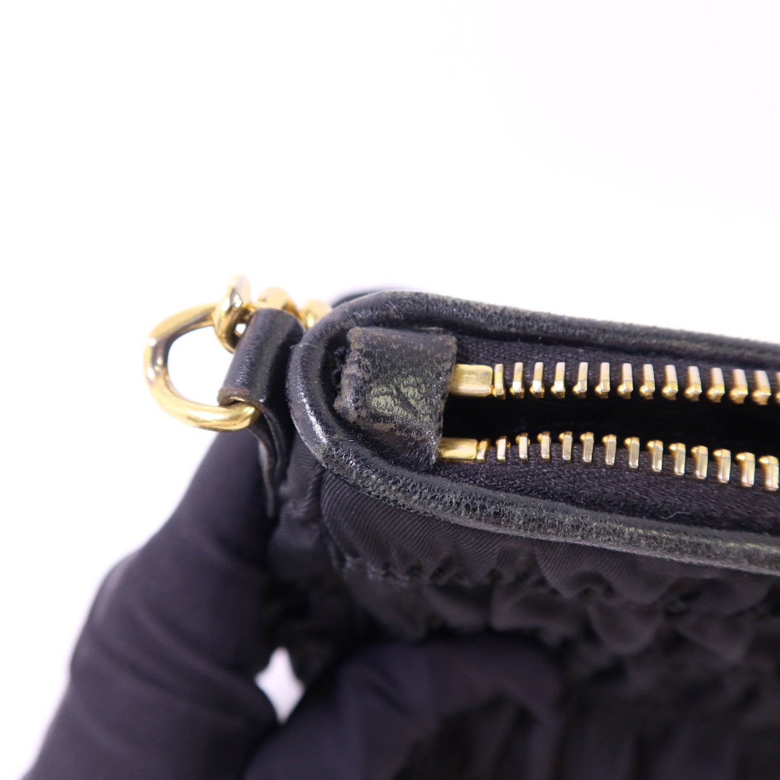 PRADA 尼龍Chain Shoulder Bag金扣鏈帶肩背袋