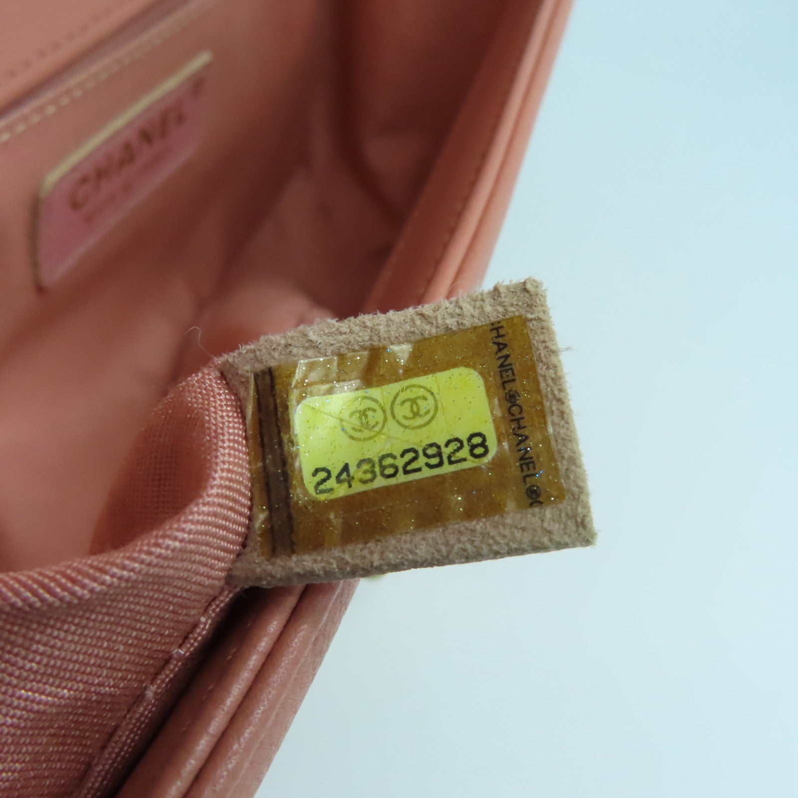 CHANEL 【清倉大減價】菱格Caviar皮革Boy 25金扣肩背袋粉紅色