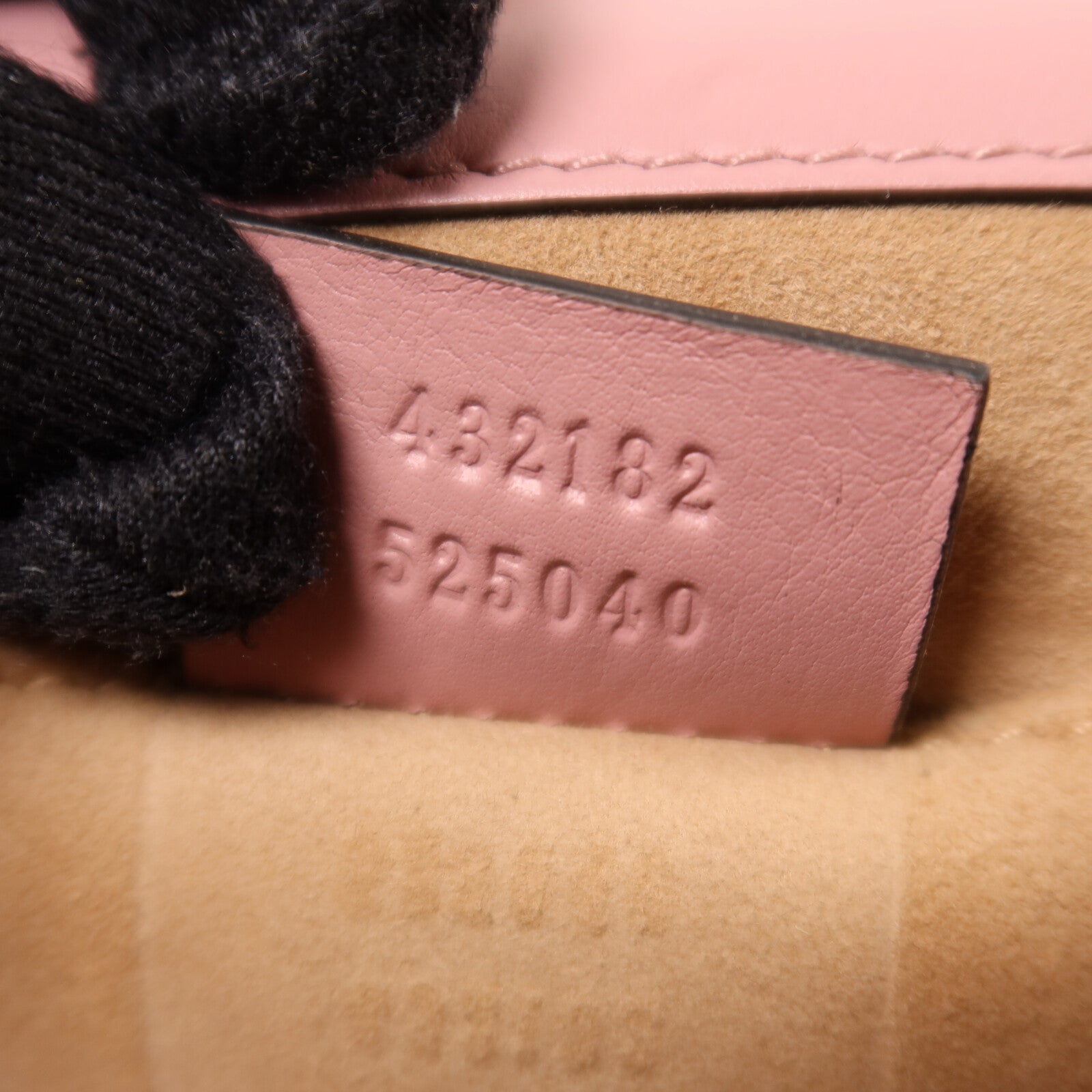 GUCCI 牛皮皮革Padlock Pearl Bag金扣鏈帶肩背袋