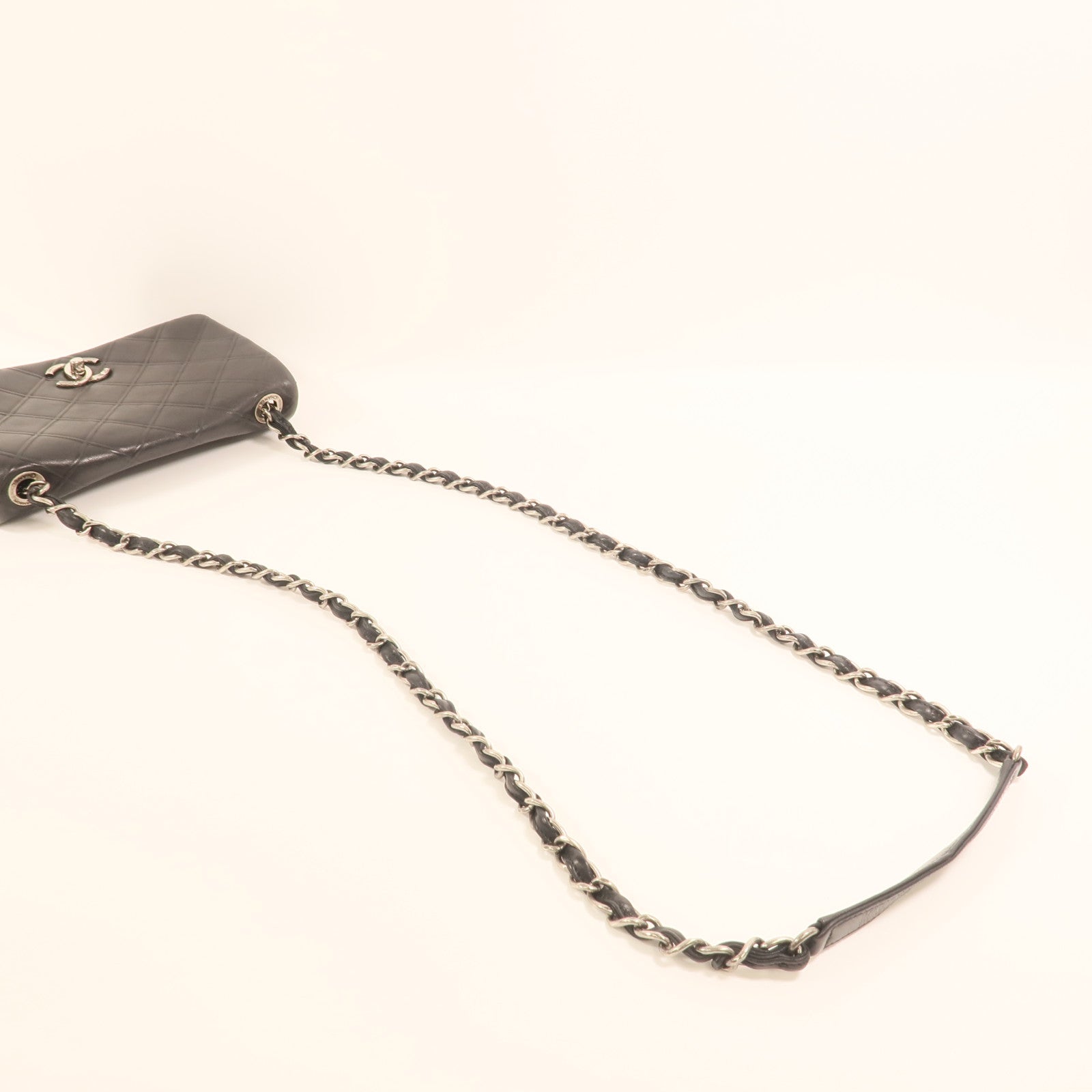 CHANEL 牛皮皮革Chain Shoulder銀扣鏈帶肩背袋