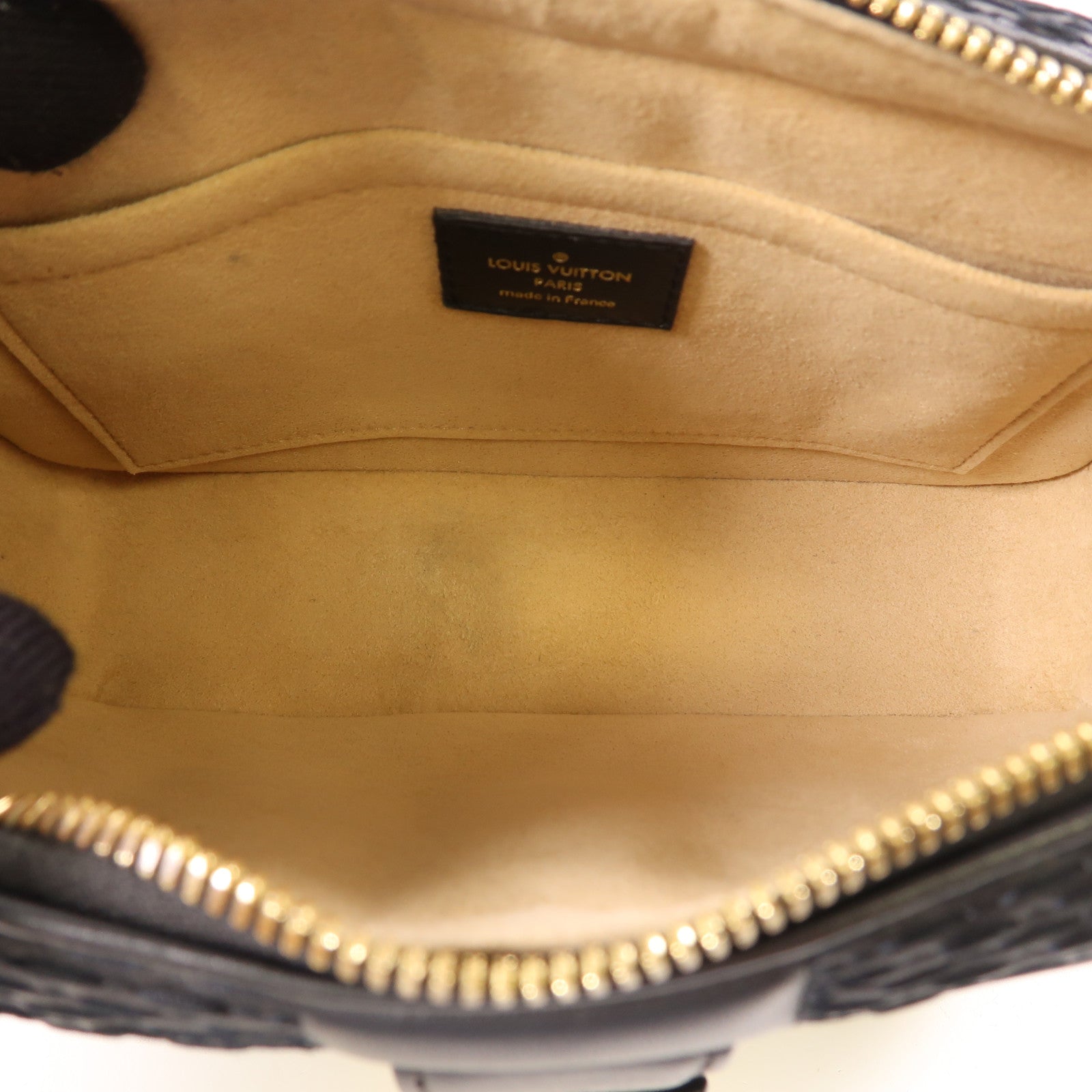 LOUIS VUITTON LV GHW Troca PM Shoulder Bag M59116 Damier Quilt Black