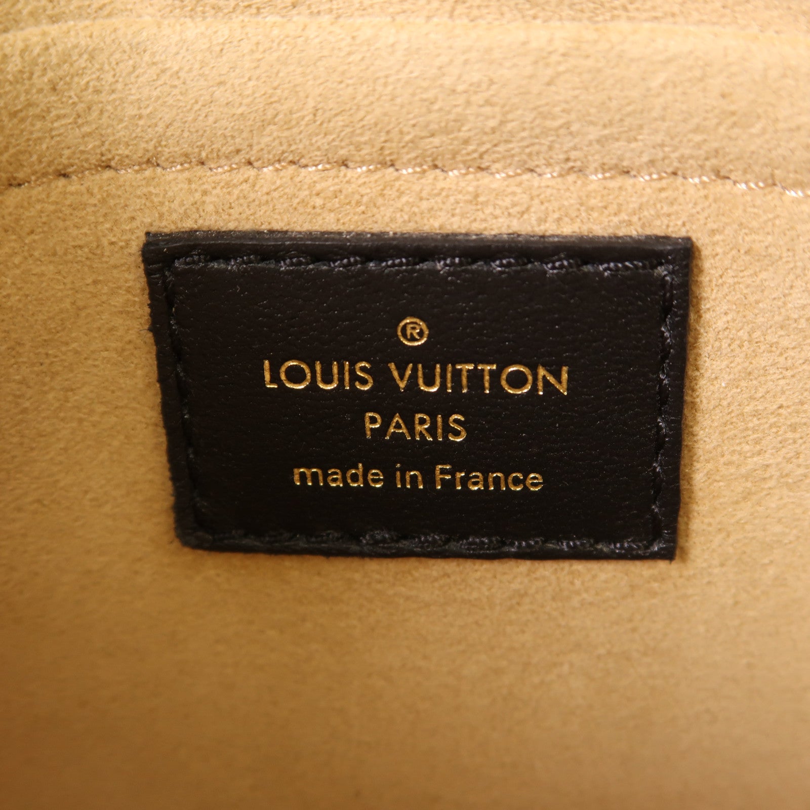 LOUIS VUITTON LV GHW Troca PM Shoulder Bag M59116 Damier Quilt Black