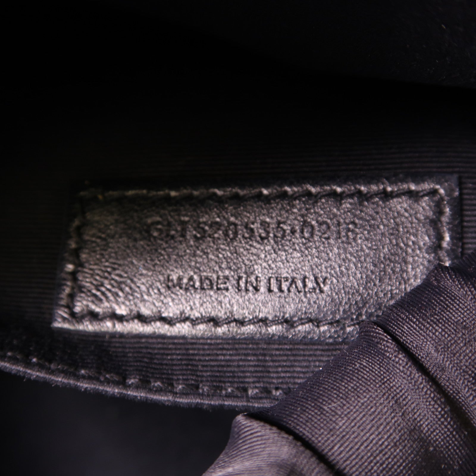 SAINT LAURENT 牛皮皮革Shoulder Bag銀扣肩背袋