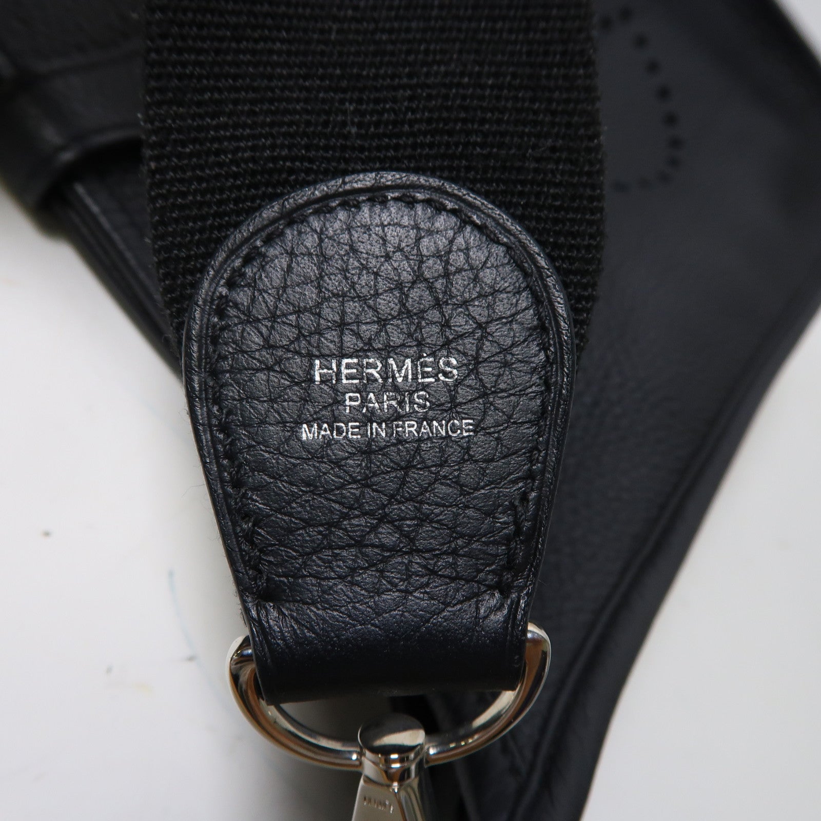 HERMES Clemence皮革Evelyne PM銀扣肩背袋粉紅色