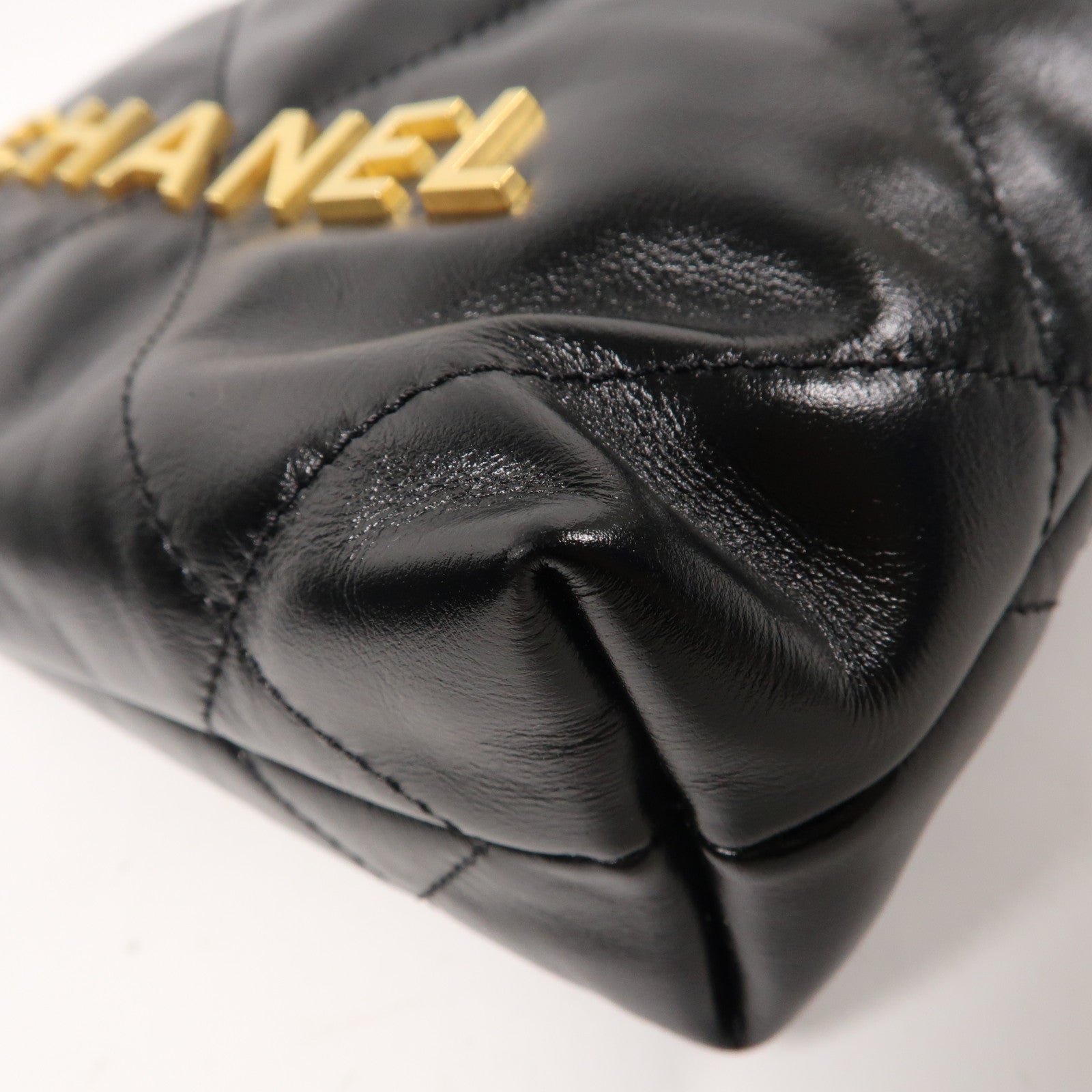 CHANEL 菱格牛皮皮革Mini 22金扣手挽肩背兩用袋黑色