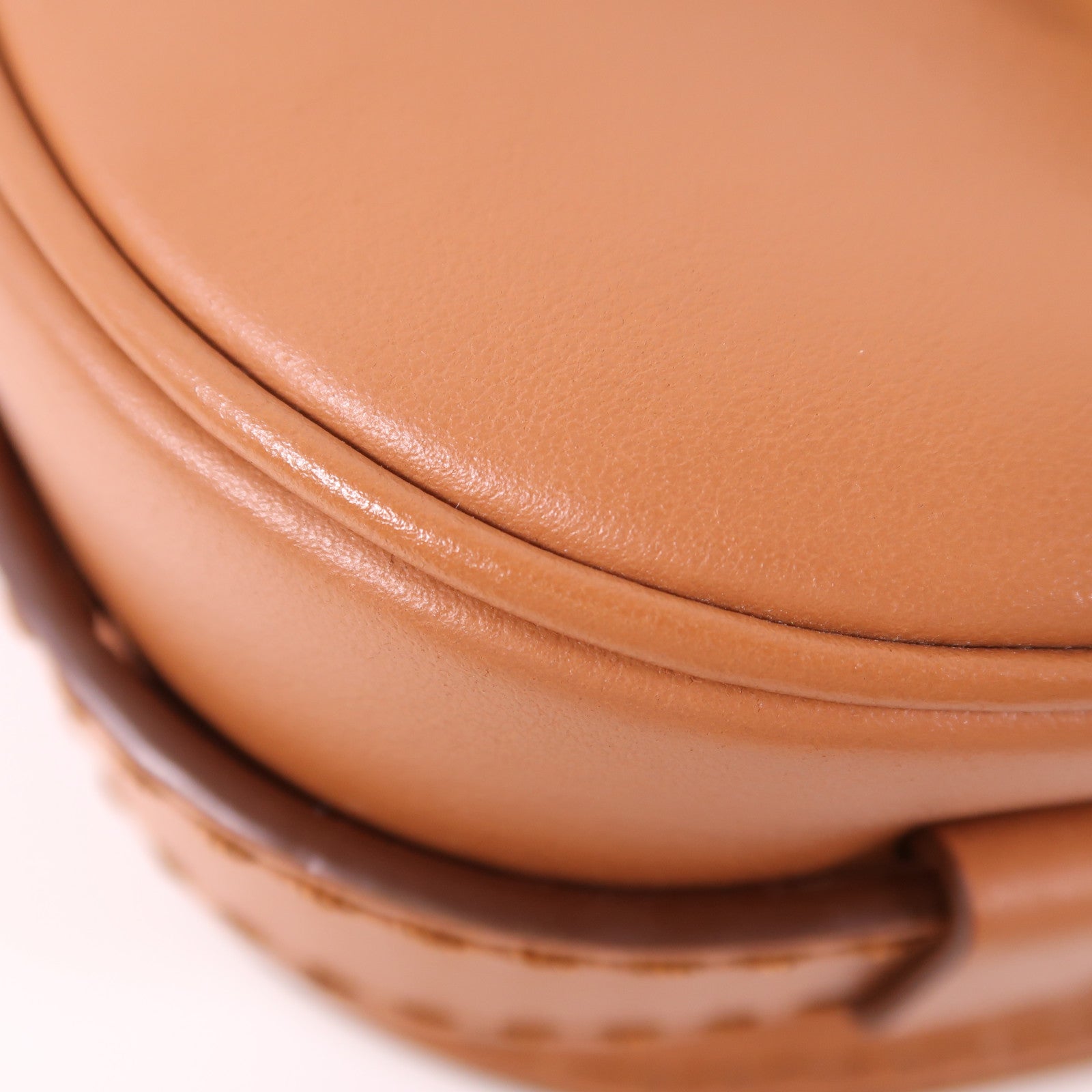 TOD'S 牛皮皮革Shoulder Bag金扣肩背袋