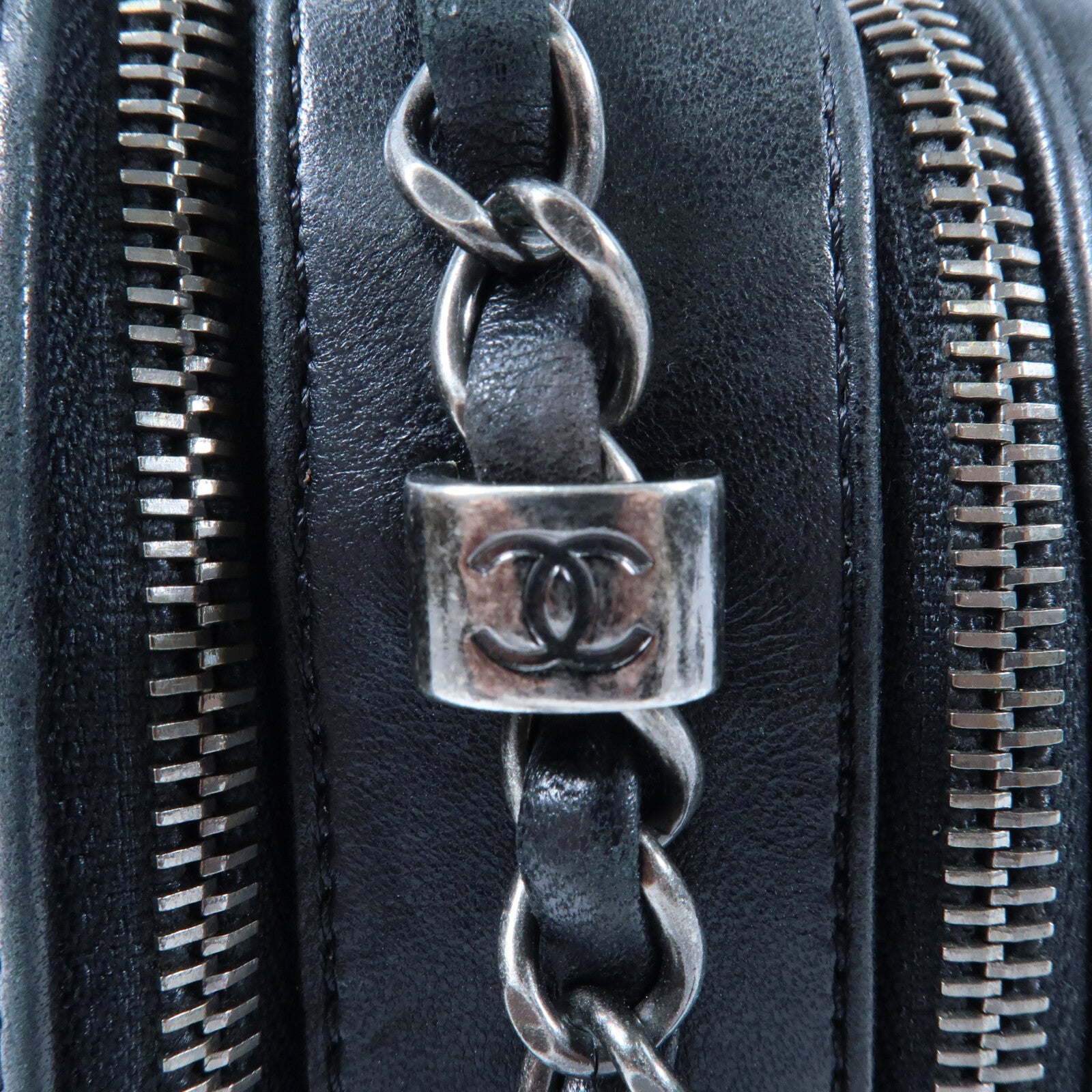 CHANEL 羊皮皮革Camera Bag鏈帶肩背袋