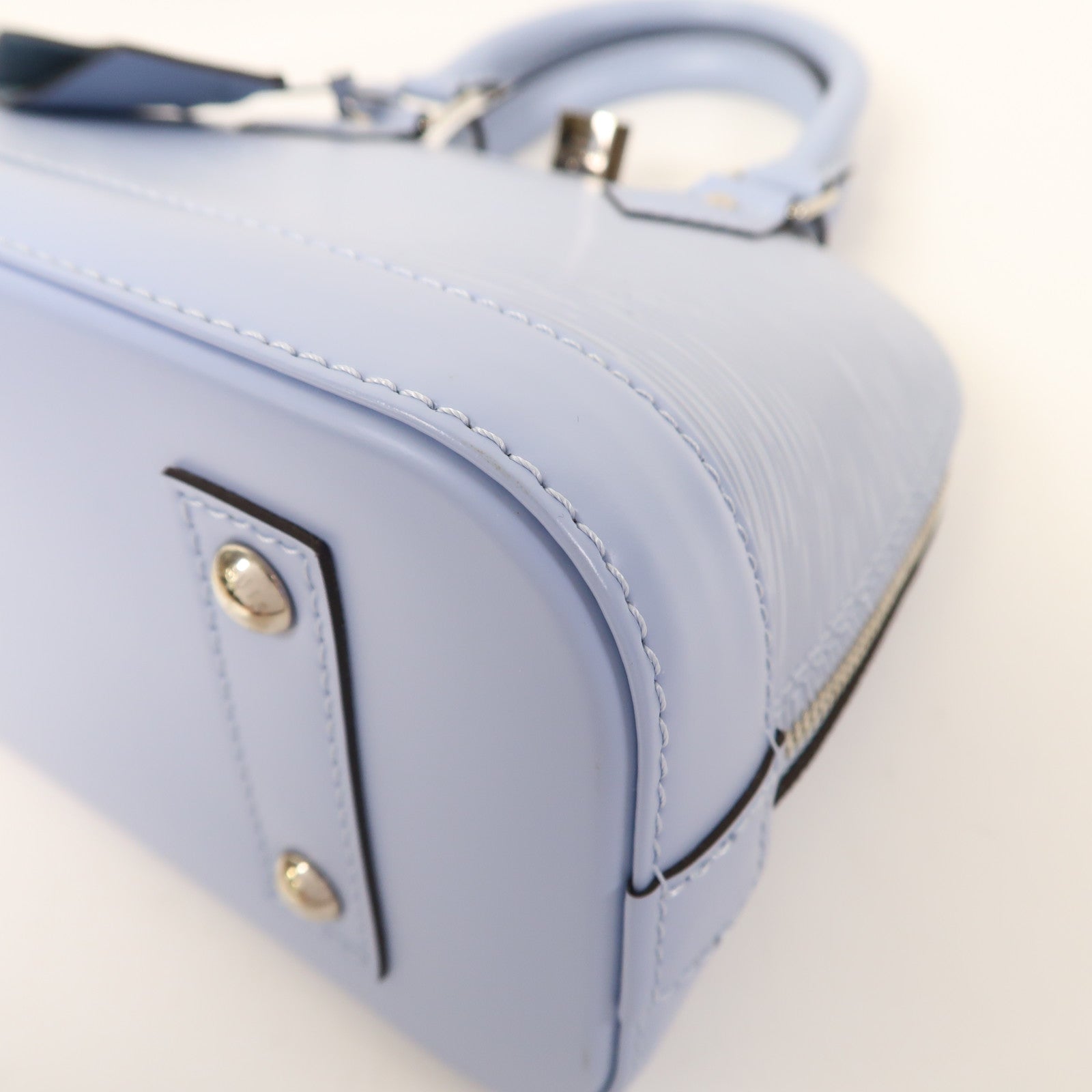 LOUIS VUITTON EPI Alma BB 銀扣Hand Bag淺藍色