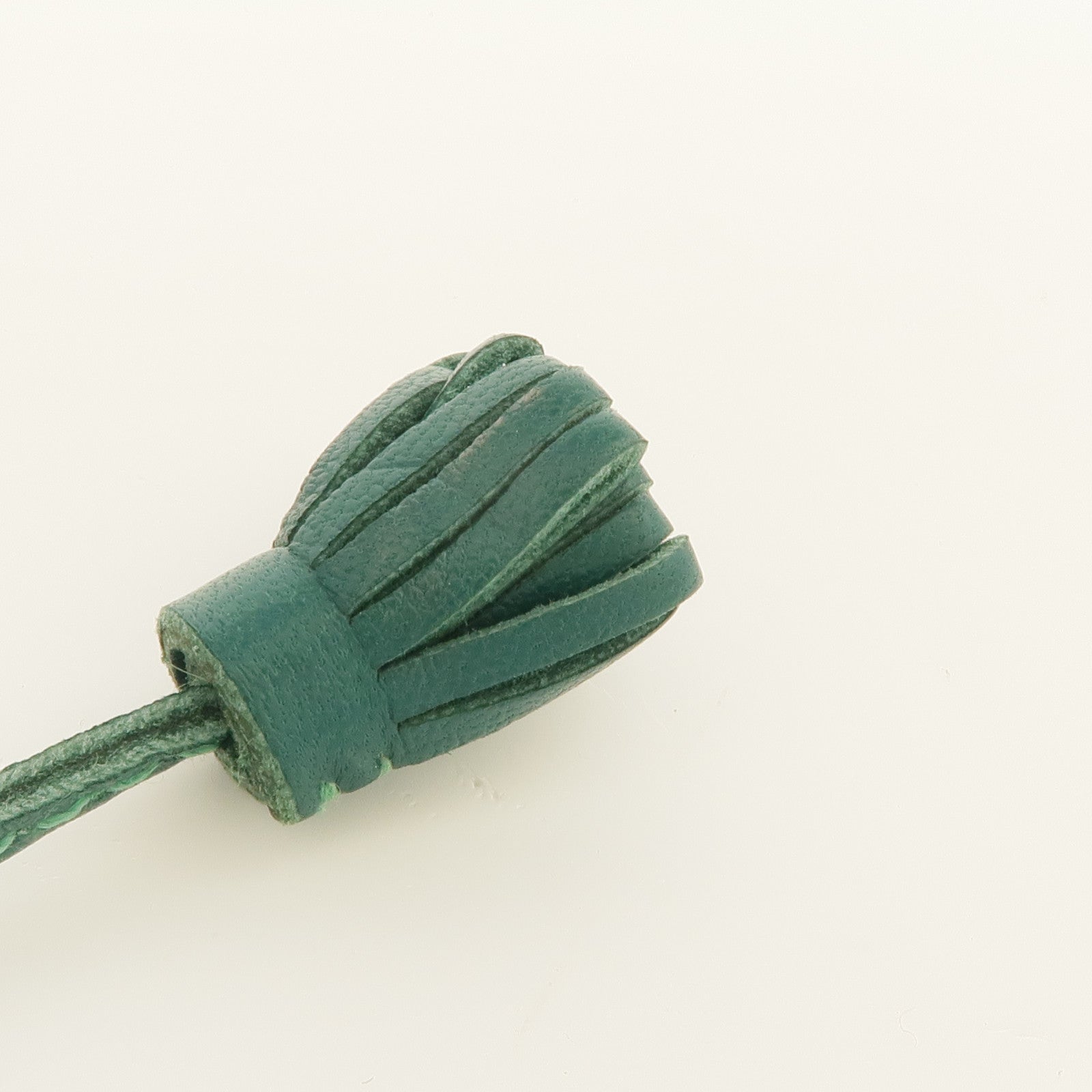 HERMES Milo皮革Carmencita銀扣掛飾/書籤