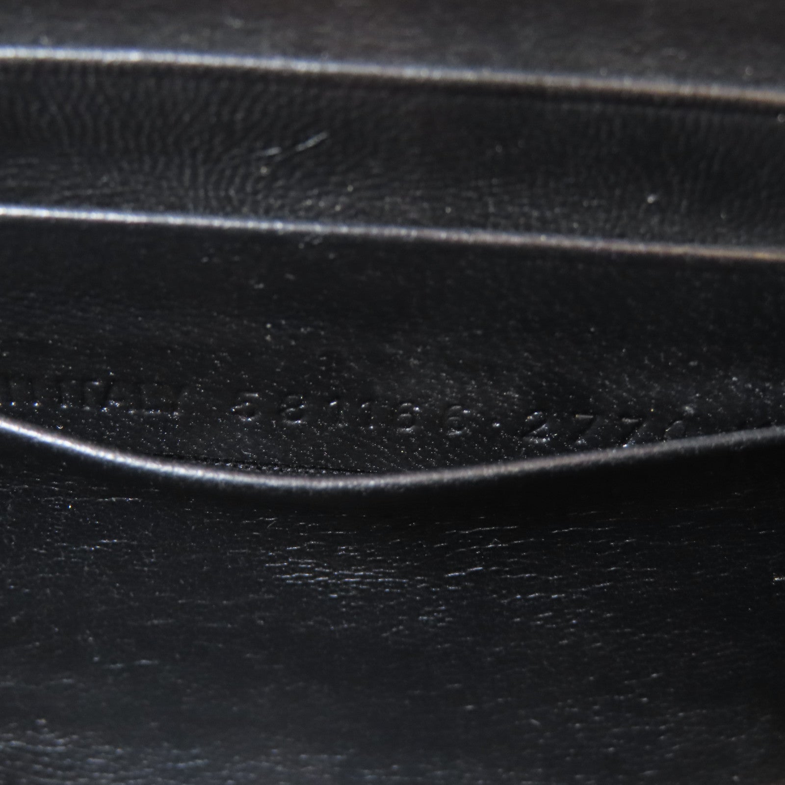 BALENCIAGA 牛皮皮革Shoulder Bag金扣鏈帶肩背袋粉紅色
