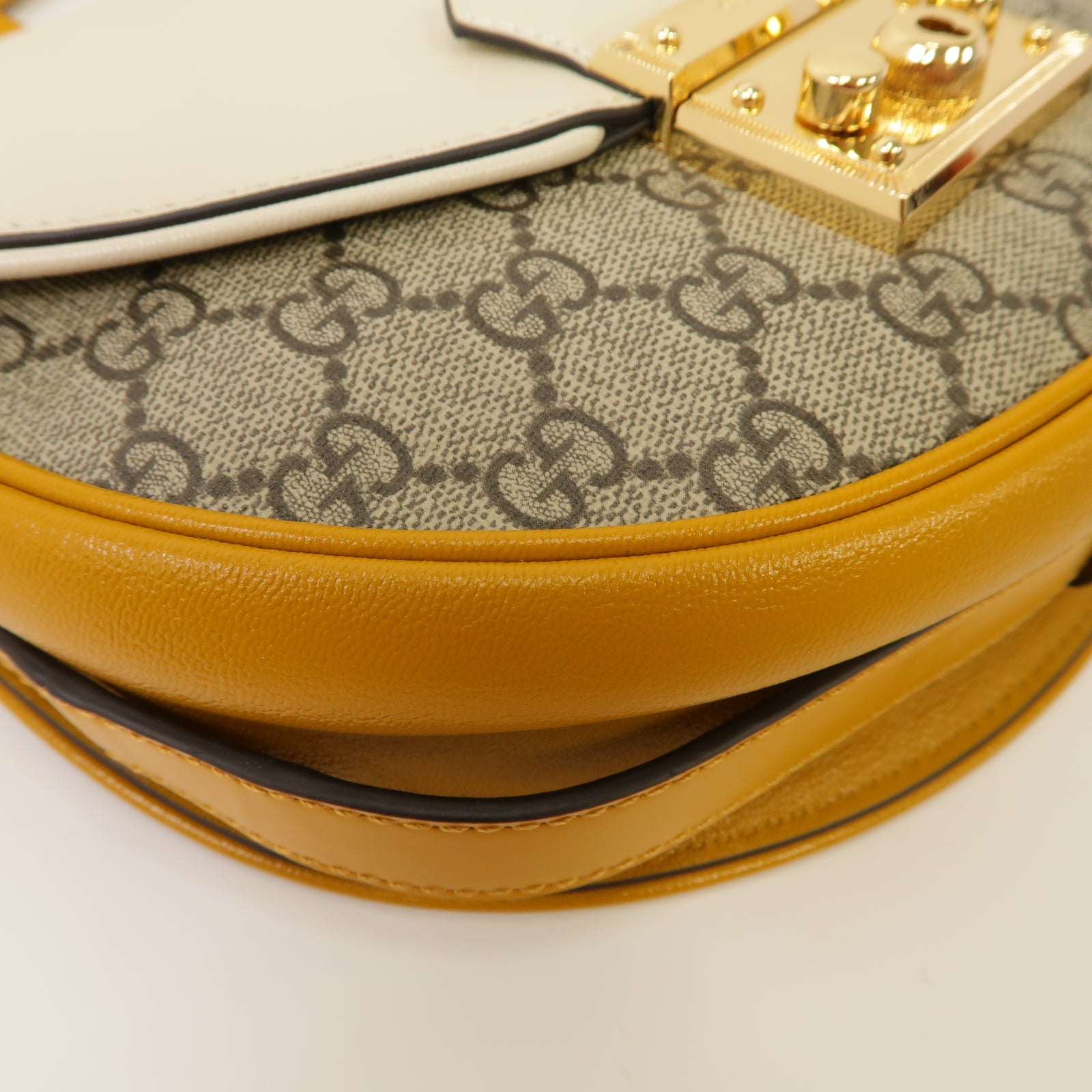 GUCCI 【清倉大減價】牛皮皮革/帆布Shoulder Bag金扣肩背袋黃色/白色