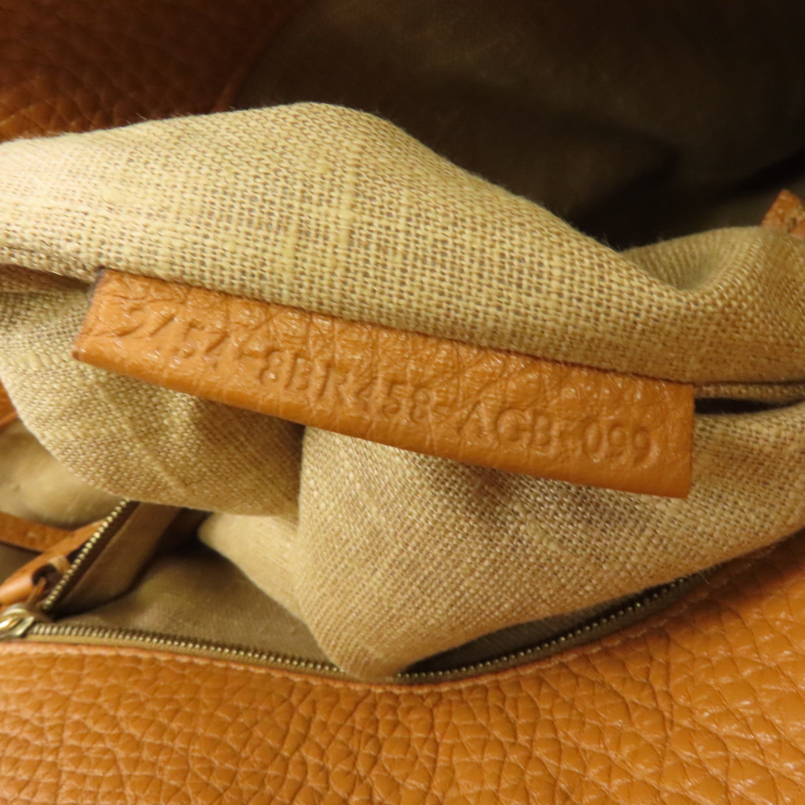 FENDI 牛皮皮革Selleria Linda金扣手挽袋/肩背袋淺啡色
