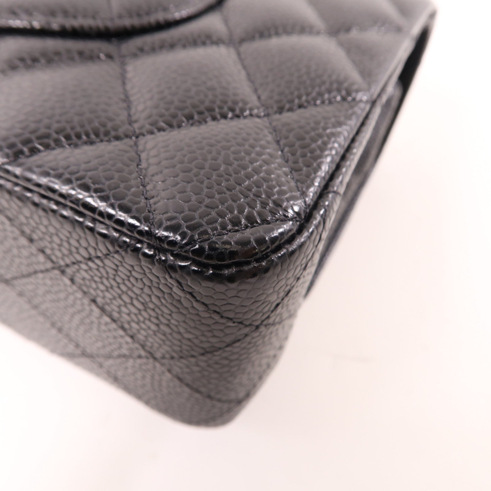 CHANEL 菱格牛皮皮革Classic 25金扣鏈帶肩背袋黑色