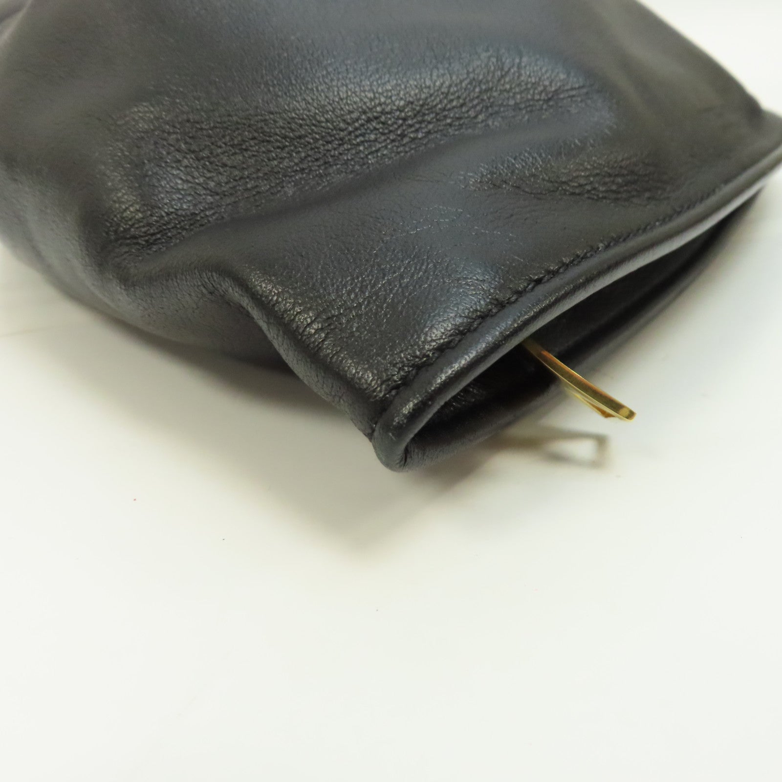 BOTTEGA VENETA 牛皮皮革Twist Mini金扣手挽袋黑色